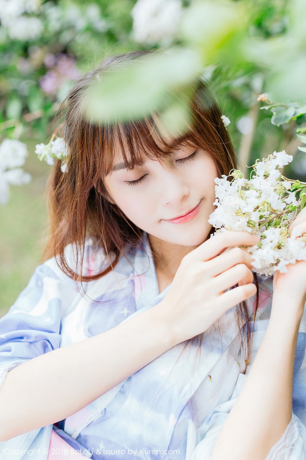 [Tukmo兔几盟]Vol.118_嫩模夏美酱户外日系百花裙配白丝袜清新迷人写真61P