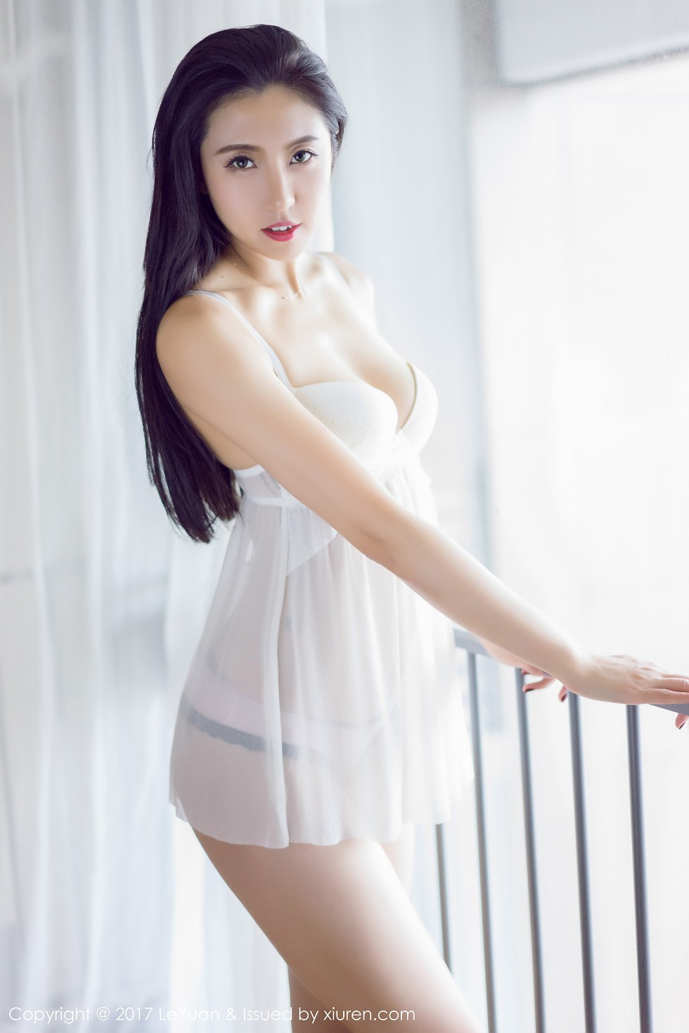 [LeYuan星乐园]Vol.044_高挑美女大熙职场OL蒙面黑丝+浴室湿身完美诱惑写真47P