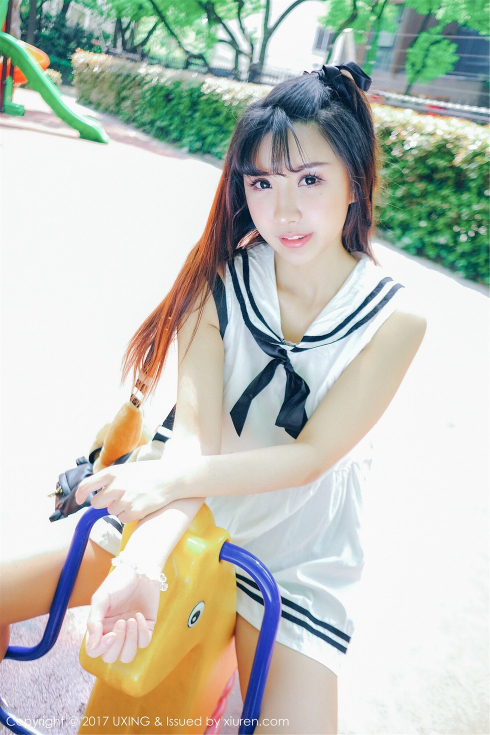[UXING优星馆]Vol.050_巨乳萝莉晓茜sunny学生装+私房内衣秀完美身材性感写真47P