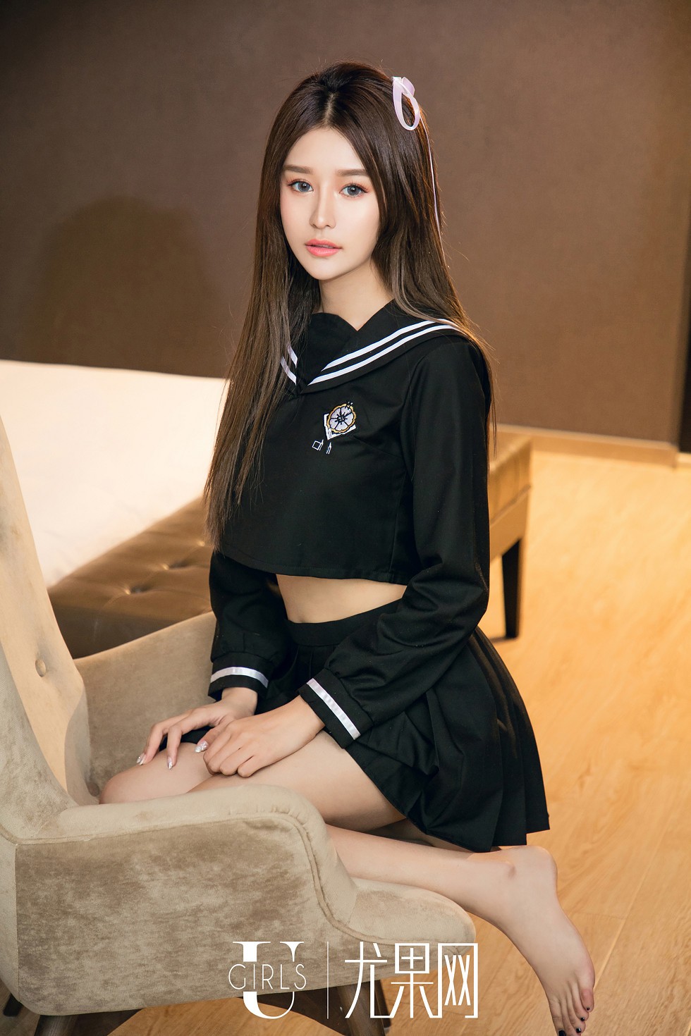 [Ugirls尤果网]U411_嫩模欣怡学生装撩衣露半球+浴缸里白色薄纱露豪乳诱惑写真65P