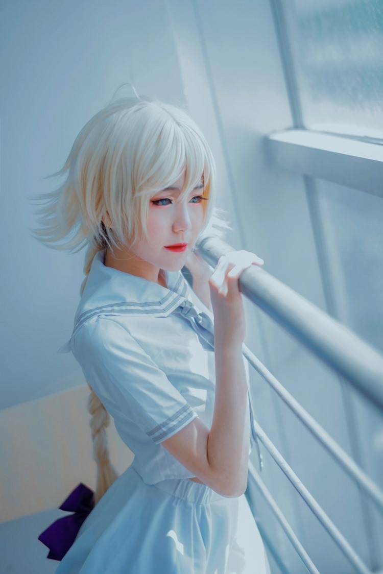 性感青春美女工作服cos妖娆黑美腿图片
