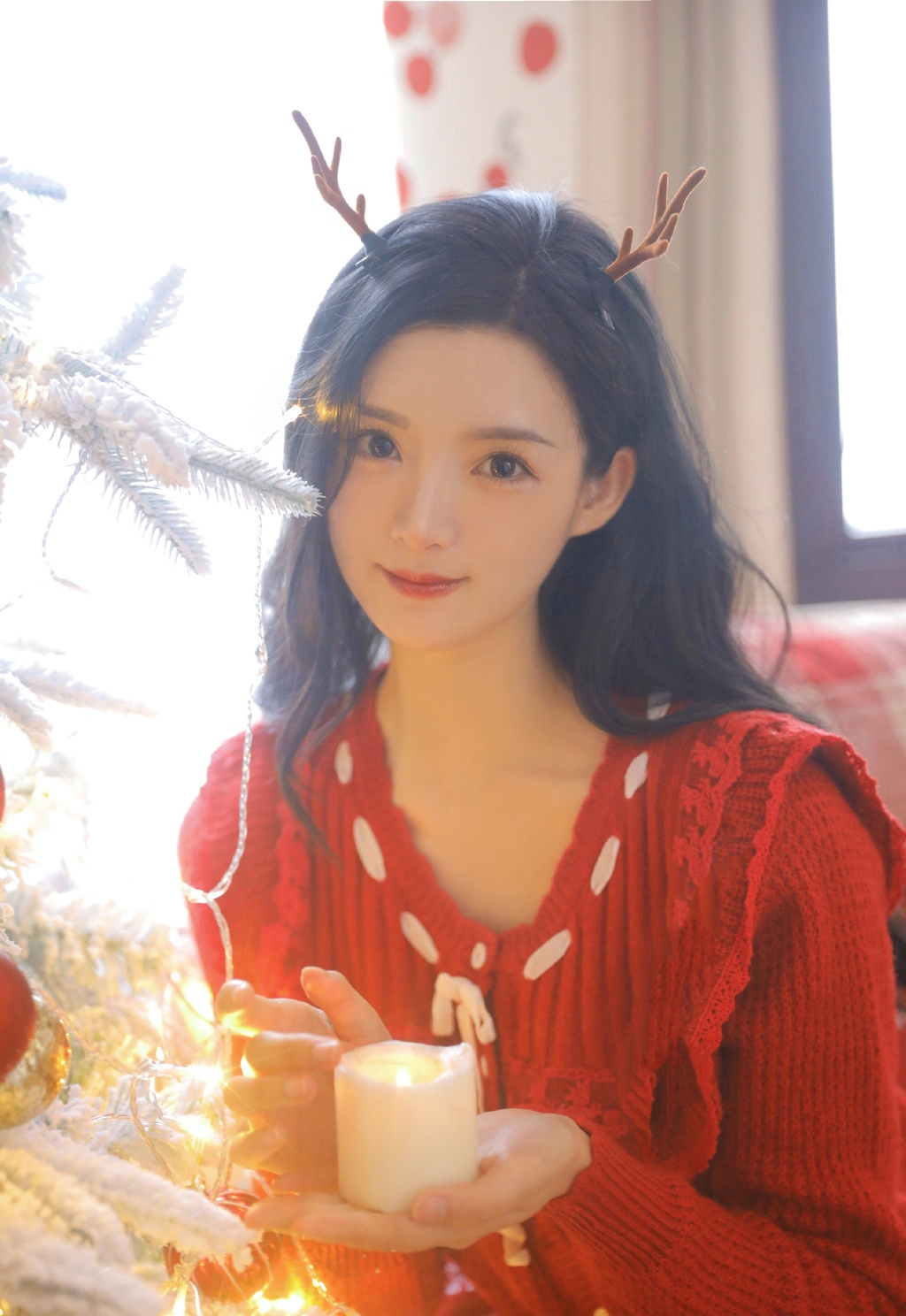 圣诞季青春美女迷人长腿苗条性感青春美女图片