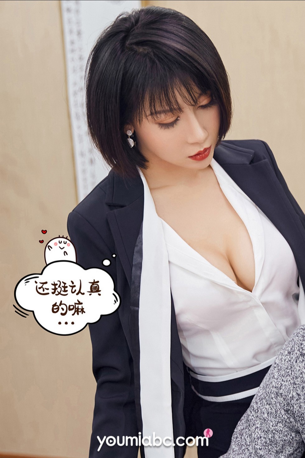 [YouMi尤蜜]Vol.598_嫩模安妮斯朵拉升职之路主题办公室大尺度秀火辣身材诱惑写真68P