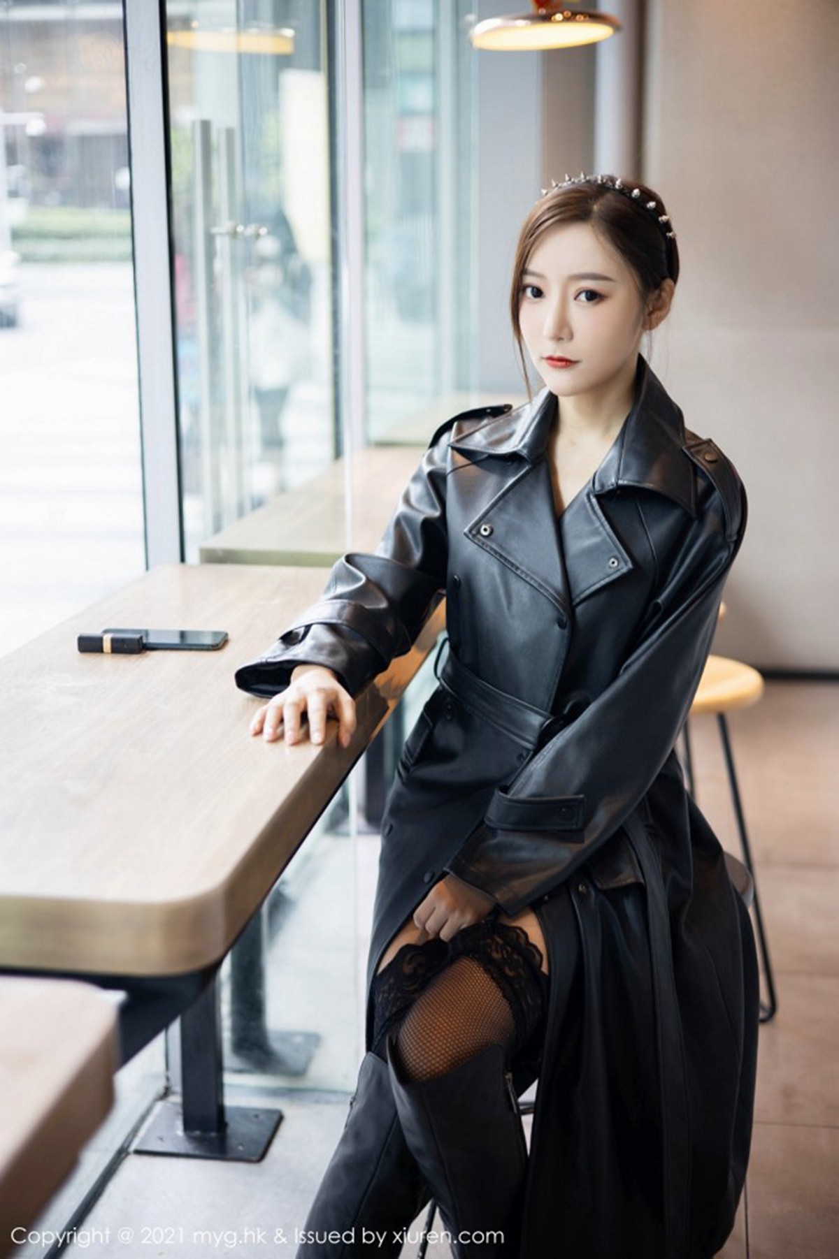 [MyGirl美媛馆]Vol.493_女神王馨瑶yanni飒爽皮衣半脱露情趣内衣蕾丝吊袜极致魅惑写真66P