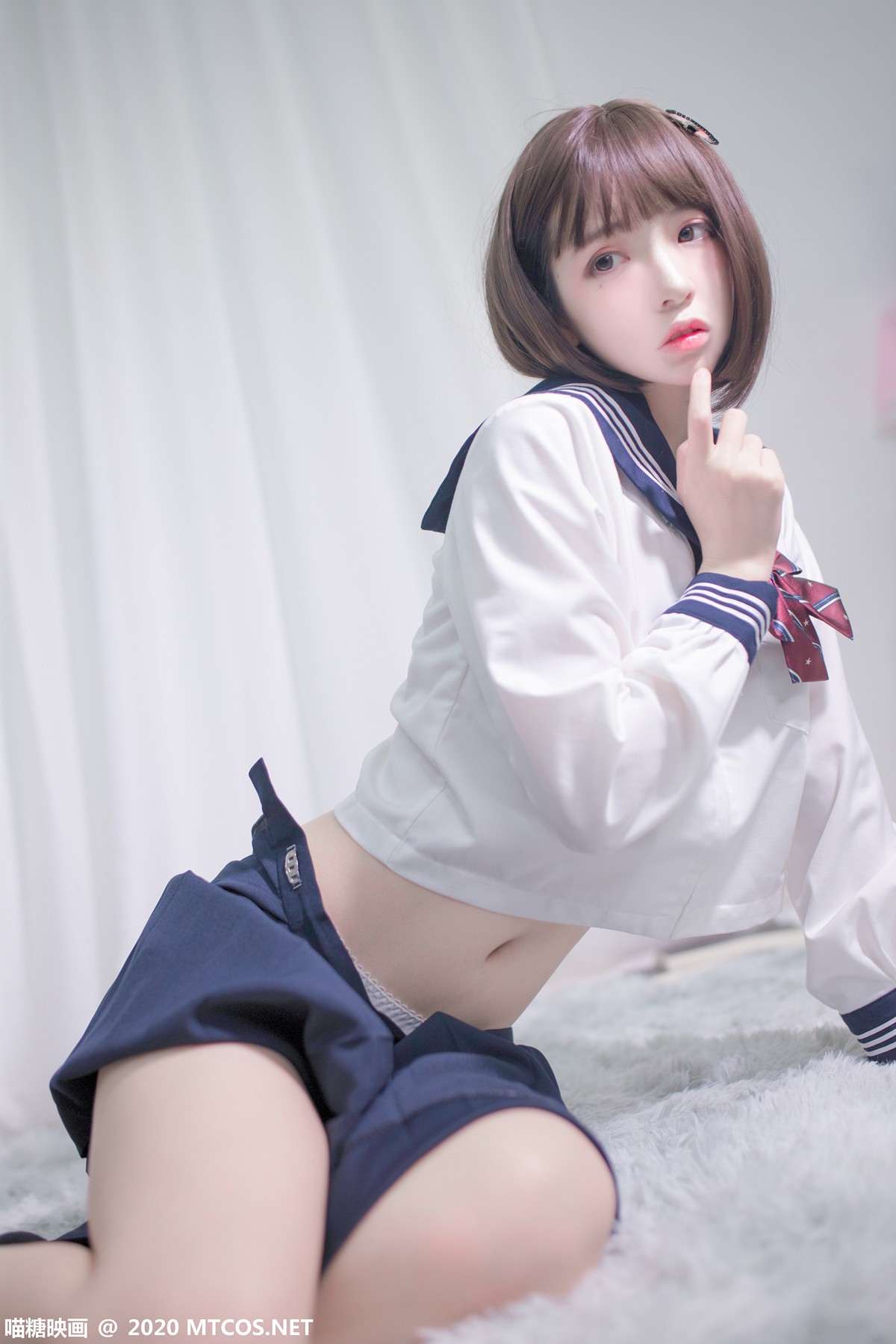 jpxgyw.com[喵糖映画]Vol.349_JK制服美少女私房性感短裙下黑色腿袜秀白嫩美腿迷人写真20P