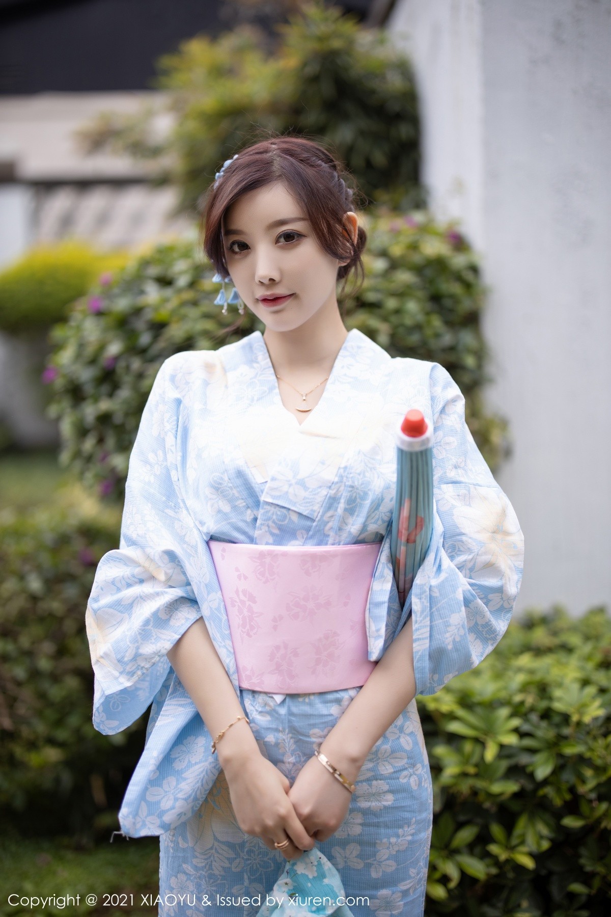 jpxgyw.com[XiaoYu画语界]Vol.482_女神杨晨晨sugar厦门旅拍户外日式和服系列半脱撩人诱惑写真80P
