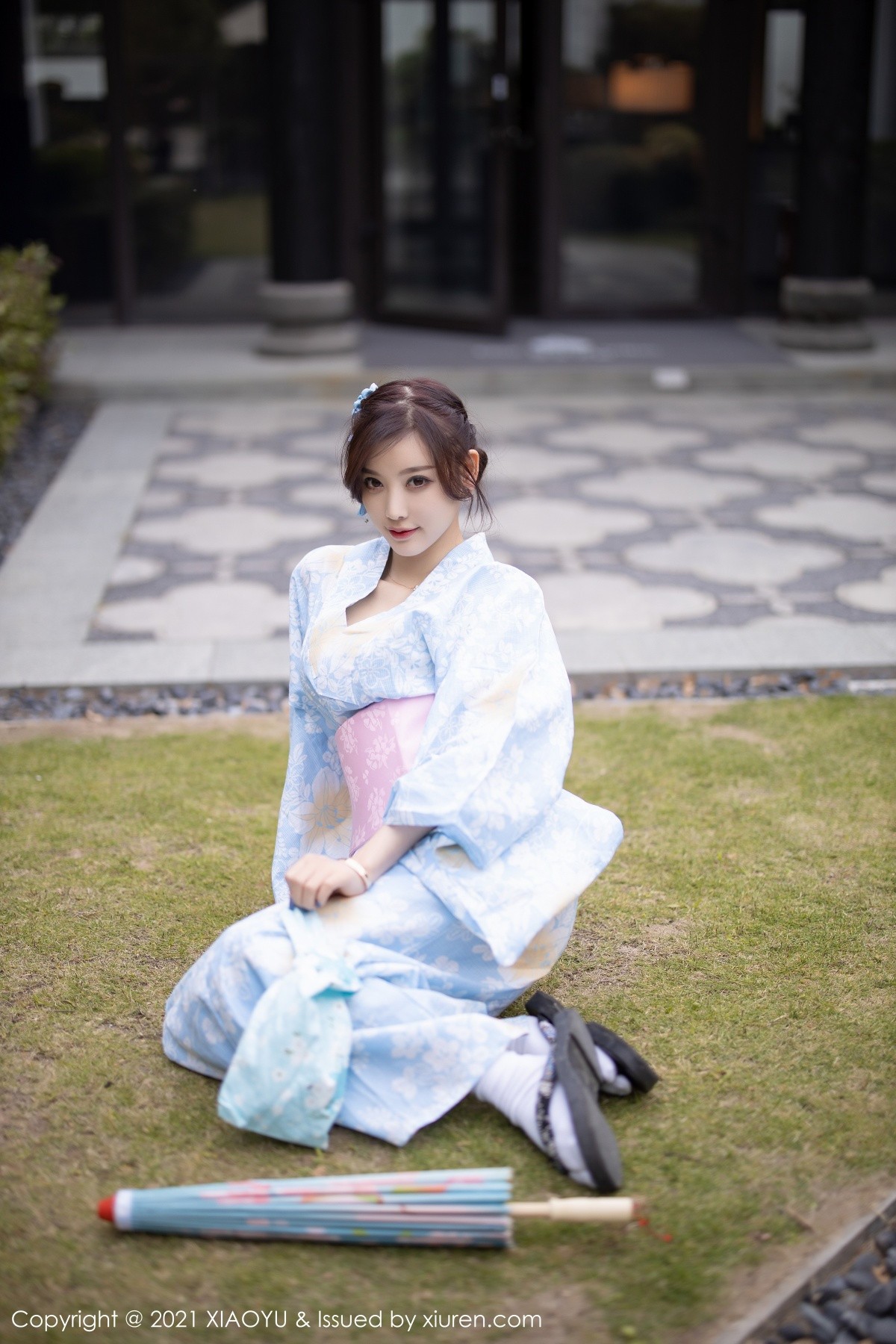 jpxgyw.com[XiaoYu画语界]Vol.482_女神杨晨晨sugar厦门旅拍户外日式和服系列半脱撩人诱惑写真80P