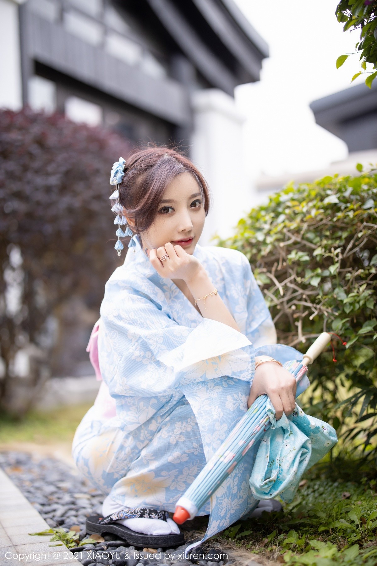 jpxgyw.com[XiaoYu画语界]Vol.482_女神杨晨晨sugar厦门旅拍户外日式和服系列半脱撩人诱惑写真80P