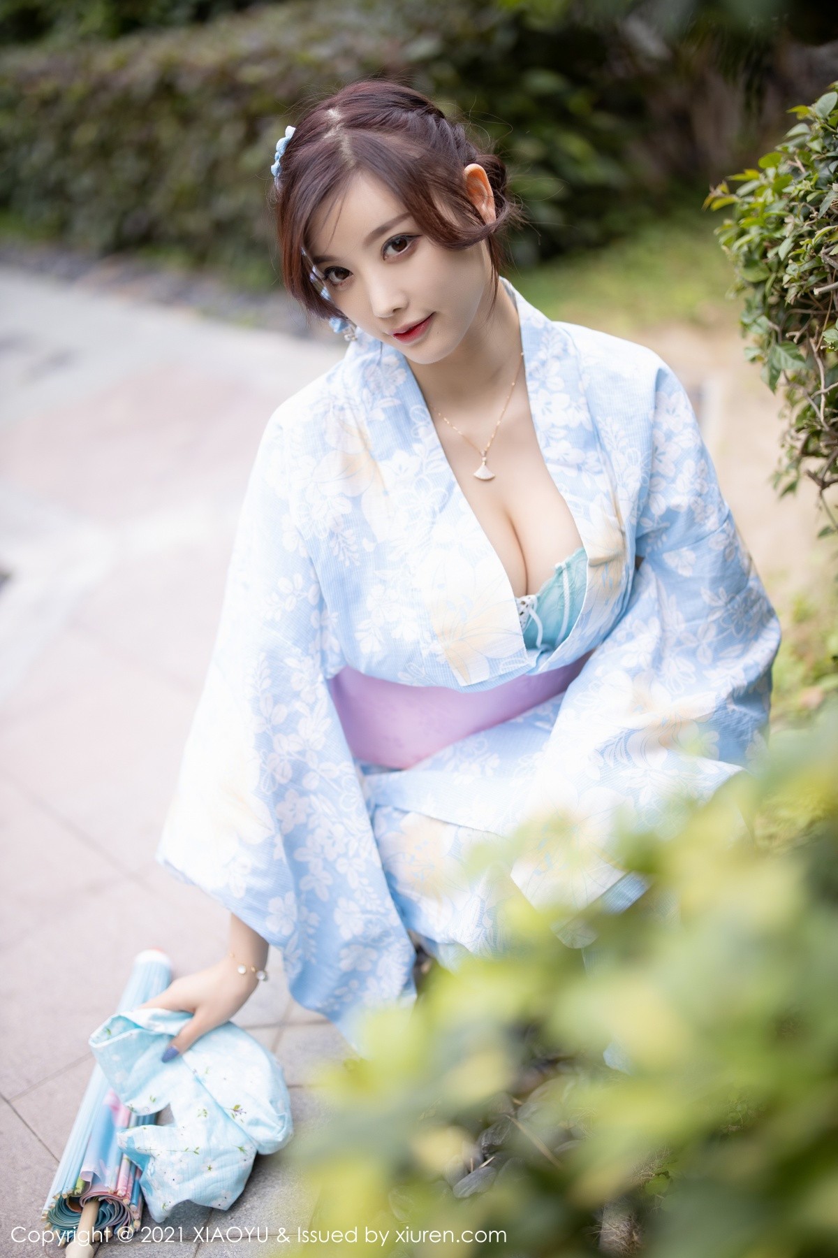 jpxgyw.com[XiaoYu画语界]Vol.482_女神杨晨晨sugar厦门旅拍户外日式和服系列半脱撩人诱惑写真80P