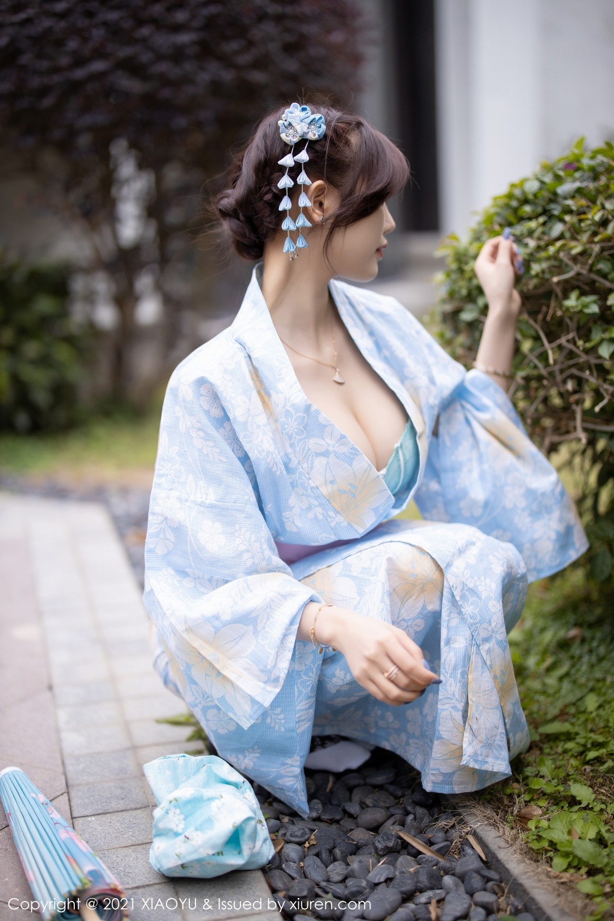 jpxgyw.com[XiaoYu画语界]Vol.482_女神杨晨晨sugar厦门旅拍户外日式和服系列半脱撩人诱惑写真80P