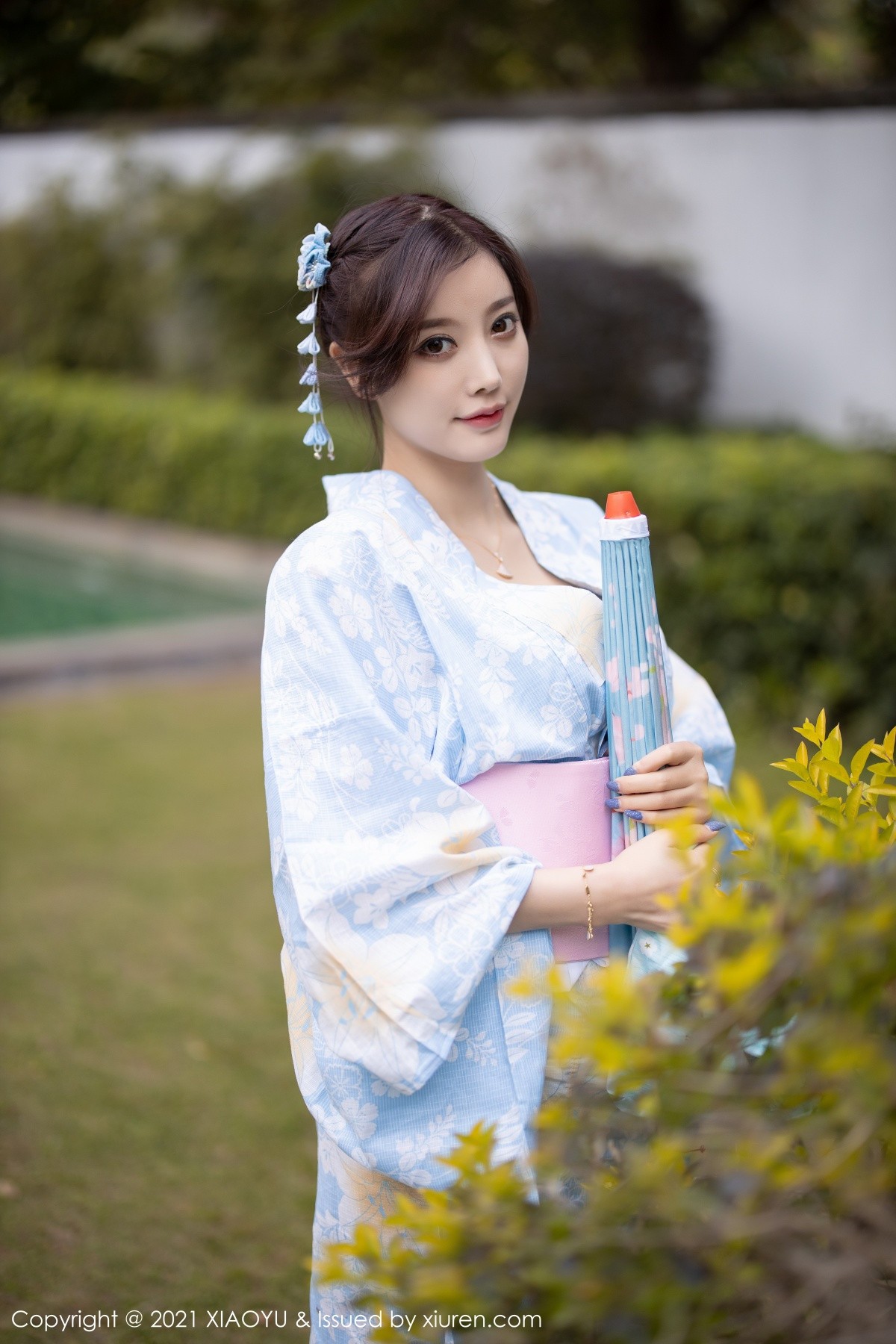 jpxgyw.com[XiaoYu画语界]Vol.482_女神杨晨晨sugar厦门旅拍户外日式和服系列半脱撩人诱惑写真80P