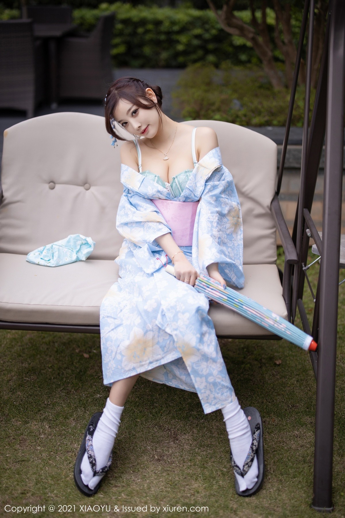 jpxgyw.com[XiaoYu画语界]Vol.482_女神杨晨晨sugar厦门旅拍户外日式和服系列半脱撩人诱惑写真80P