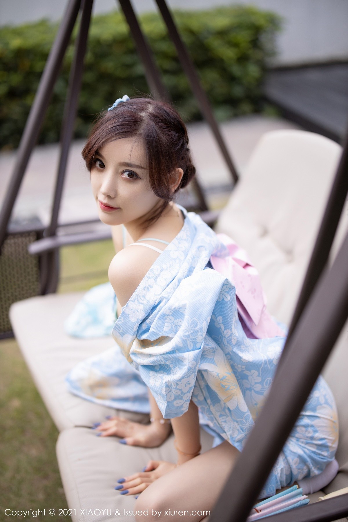 jpxgyw.com[XiaoYu画语界]Vol.482_女神杨晨晨sugar厦门旅拍户外日式和服系列半脱撩人诱惑写真80P