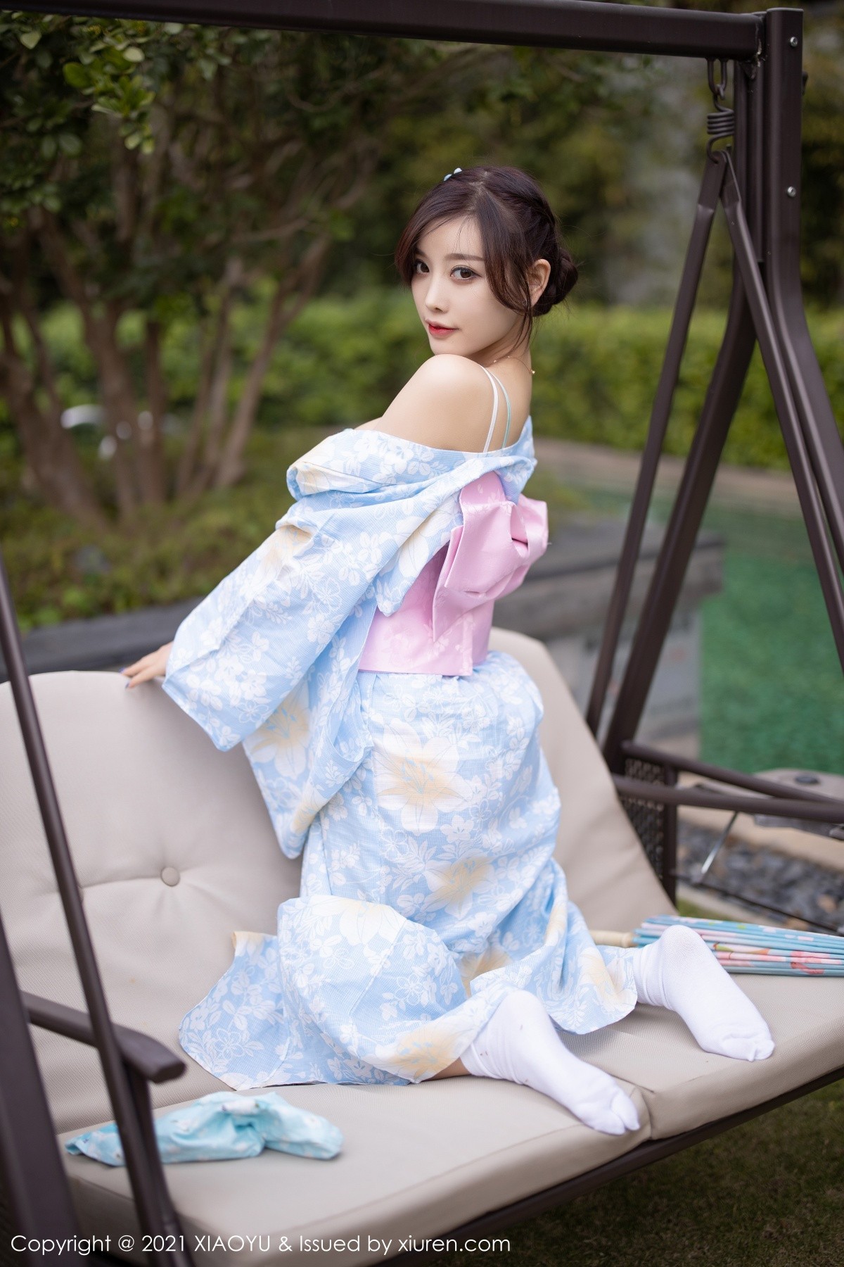 jpxgyw.com[XiaoYu画语界]Vol.482_女神杨晨晨sugar厦门旅拍户外日式和服系列半脱撩人诱惑写真80P