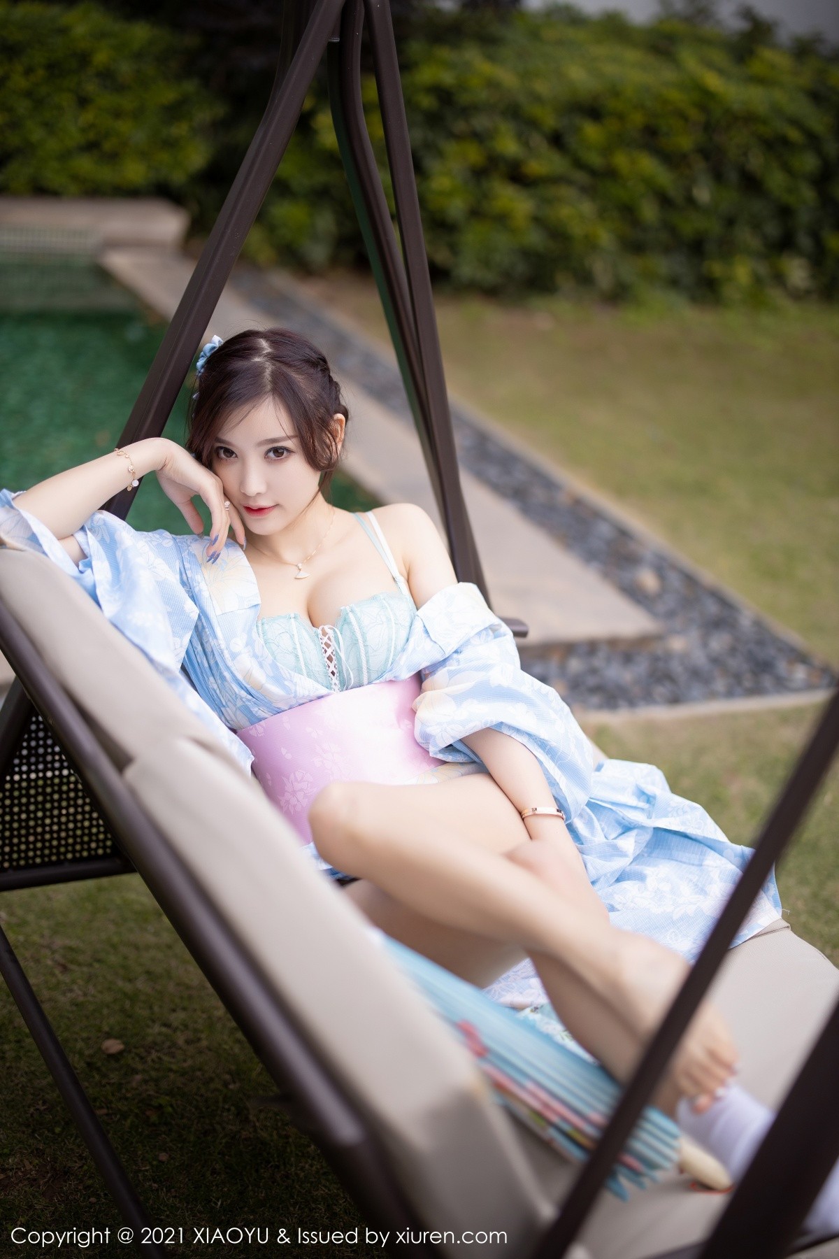 jpxgyw.com[XiaoYu画语界]Vol.482_女神杨晨晨sugar厦门旅拍户外日式和服系列半脱撩人诱惑写真80P