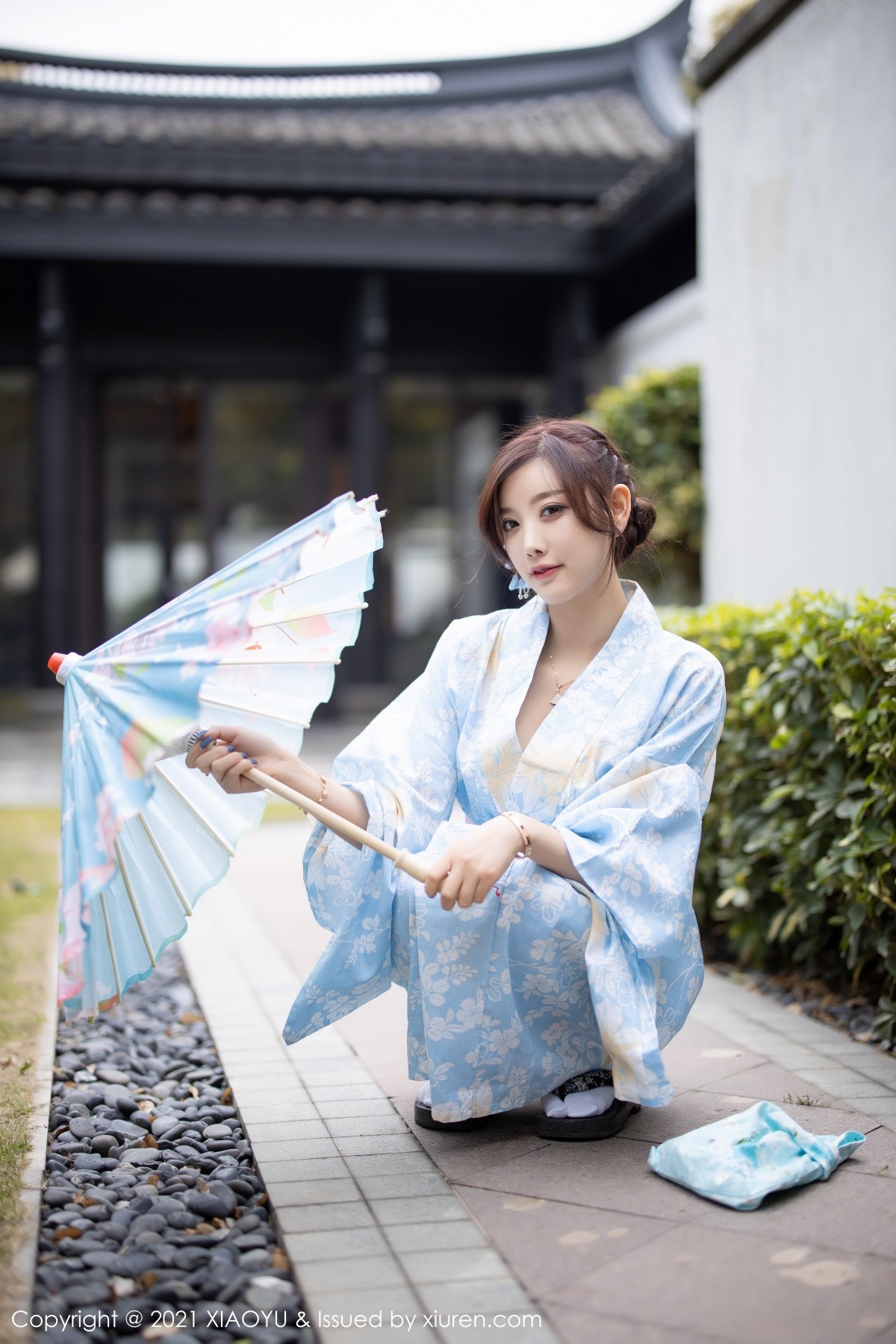 jpxgyw.com[XiaoYu画语界]Vol.482_女神杨晨晨sugar厦门旅拍户外日式和服系列半脱撩人诱惑写真80P