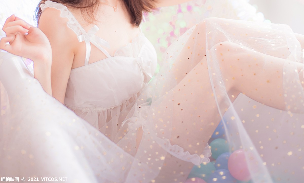 jpxgyw.com[喵糖映画]Vol.351_白色薄纱内衣美女私房彩色波波池秀完美身材撩人诱惑写真22P