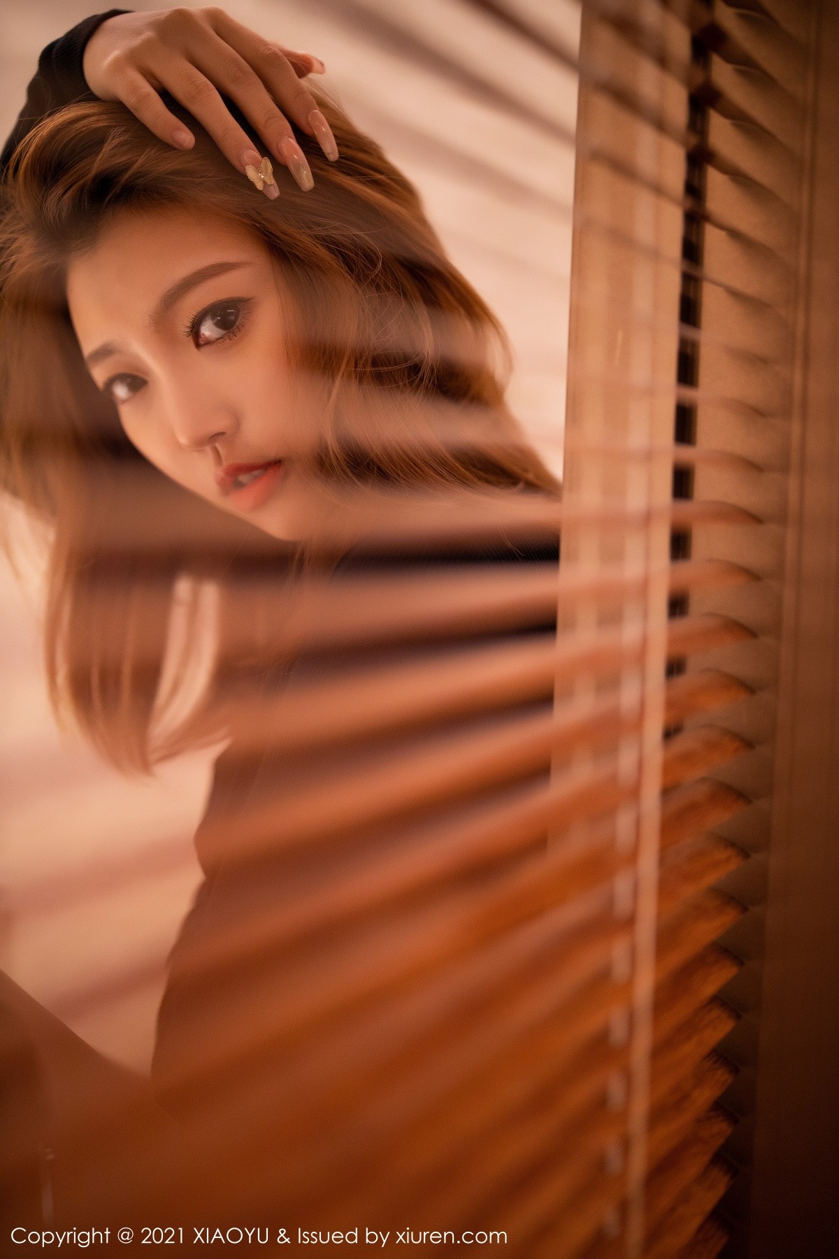 jpxgyw.com[XiaoYu画语界]Vol.483_女神冯木木LRIS私房浴室黑色连体衣秀完美身材魅惑写真86P