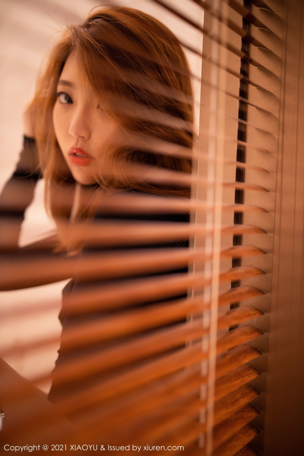 jpxgyw.com[XiaoYu画语界]Vol.483_女神冯木木LRIS私房浴室黑色连体衣秀完美身材魅惑写真86P