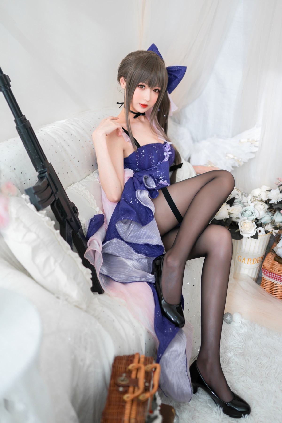 jpxgyw.com[喵糖映画]Vol.354_蓝裙蝶美女私房Cosplay主题性感黑丝裤袜秀美腿撩人诱惑写真20P