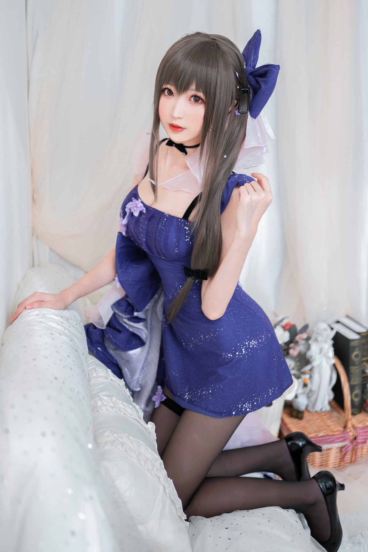 jpxgyw.com[喵糖映画]Vol.354_蓝裙蝶美女私房Cosplay主题性感黑丝裤袜秀美腿撩人诱惑写真20P