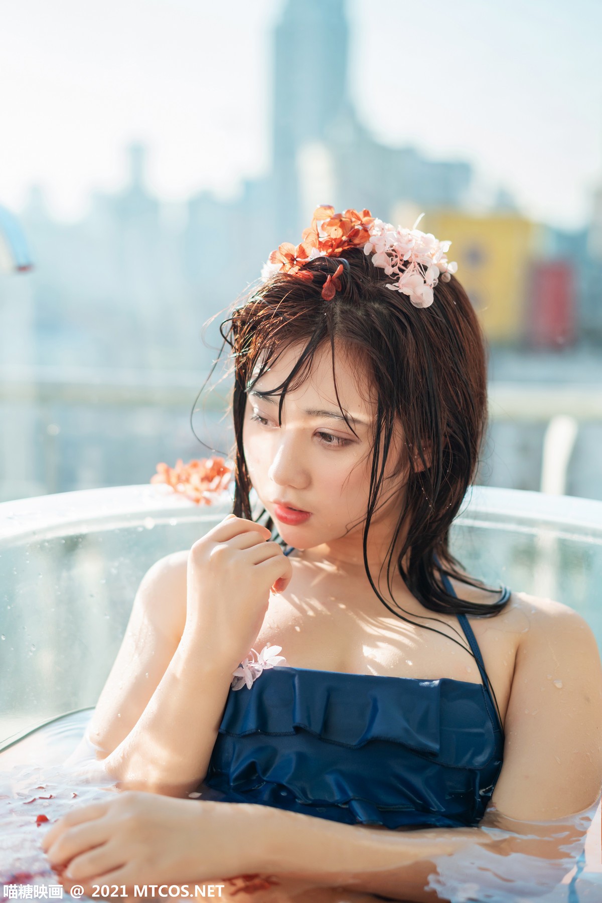 jpxgyw.com[喵糖映画]Vol.361_靓丽小美女私房浴缸里性感比基尼秀完美身材迷人诱惑写真35P