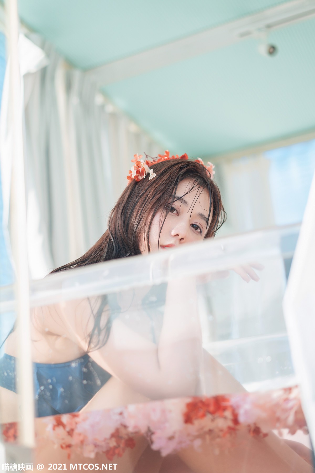 jpxgyw.com[喵糖映画]Vol.361_靓丽小美女私房浴缸里性感比基尼秀完美身材迷人诱惑写真35P