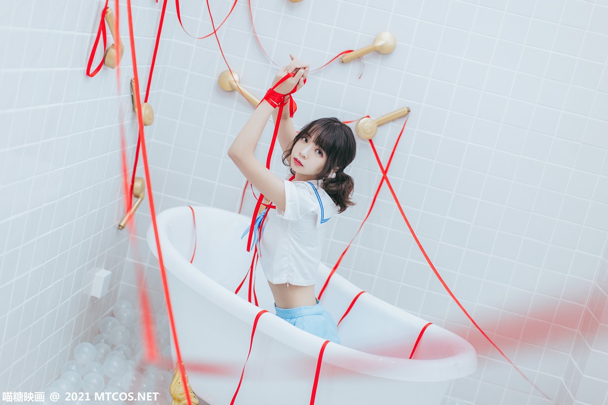 jpxgyw.com[喵糖映画]Vol.364_JK制服美女浴室红色飘带捆绑艺白丝腿袜秀美腿迷人写真21P