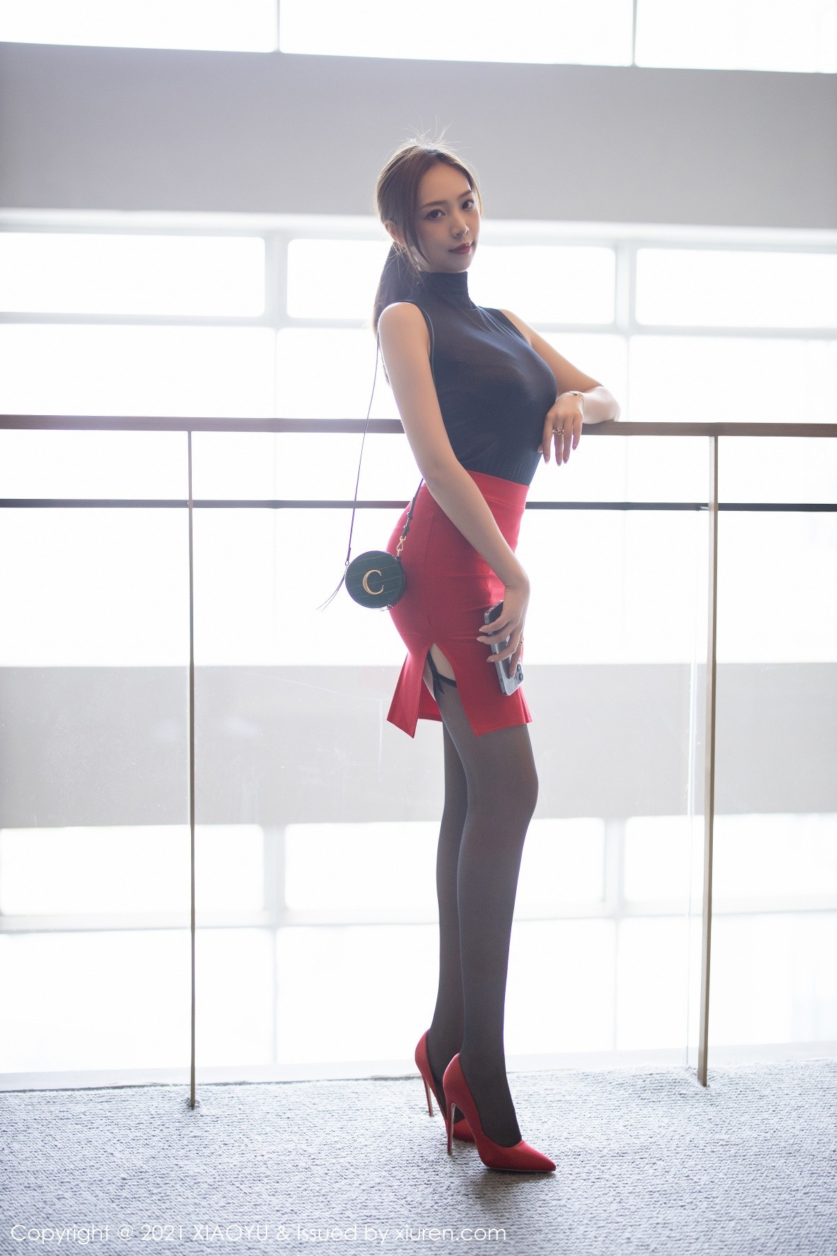 jpxgmn.cc[XiaoYu画语界]Vol.491_嫩模郑颖姗Bev经典都市OL制服配黑丝吊袜秀翘臀撩人诱惑写真75P