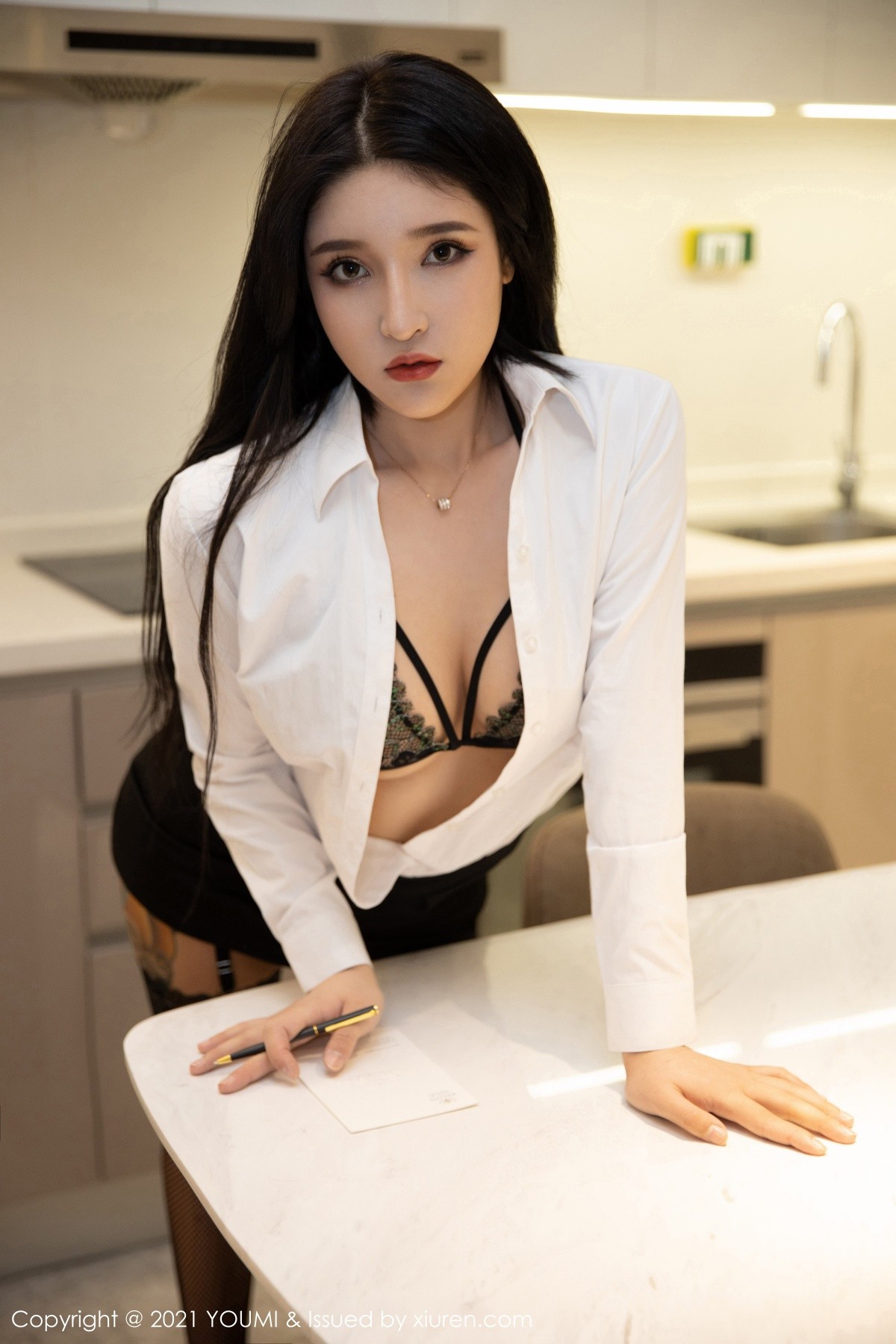 jpxgmn.cc[YouMi尤蜜荟]Vol.618_嫩模姝姝不是妹妹私房半脱露黑色内衣蕾丝吊袜完美诱惑写真40P