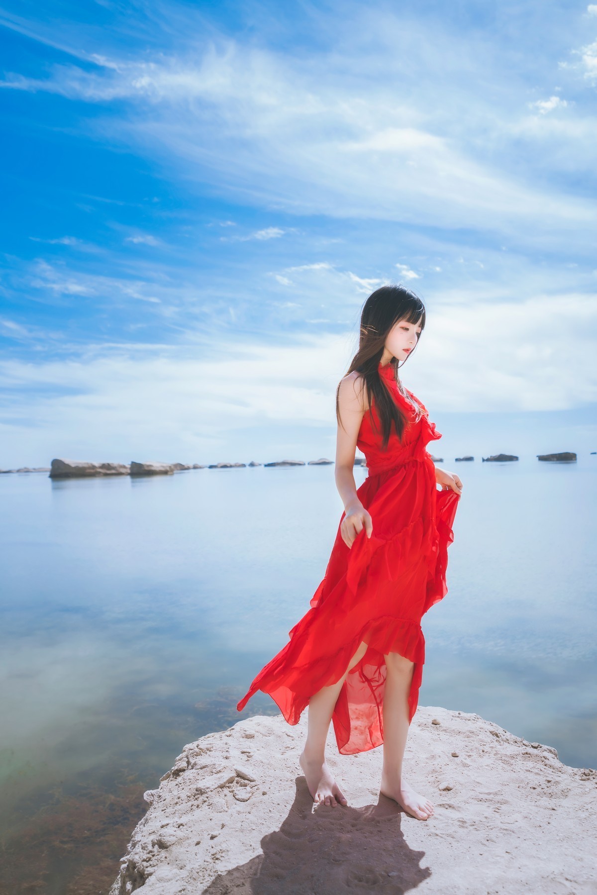 jpxgmn.cc[喵糖映画]Vol.372_秀发美少女海边飘逸红色长裙秀完美身材清爽迷人写真25P