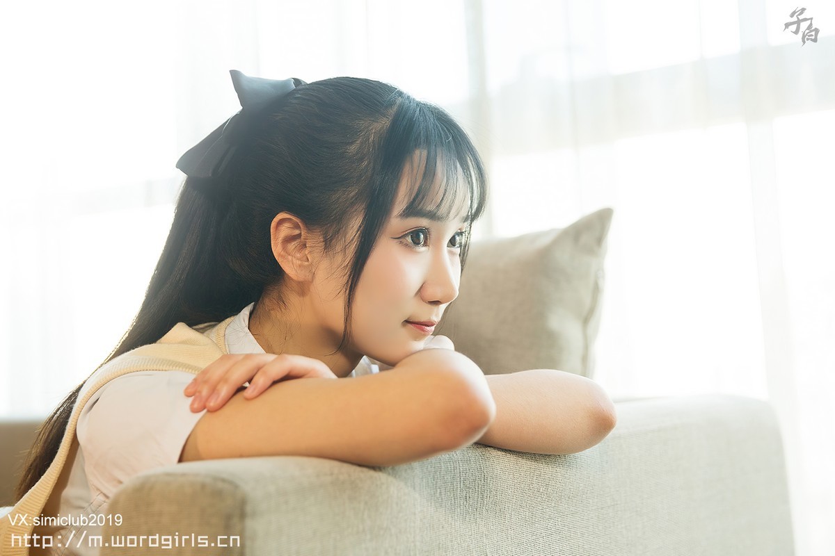 jpxgmn.cc[Toutiao头条女神]No.863_嫩模婴宁清纯少女主题私房性感百褶裙秀白嫩美腿迷人写真32P
