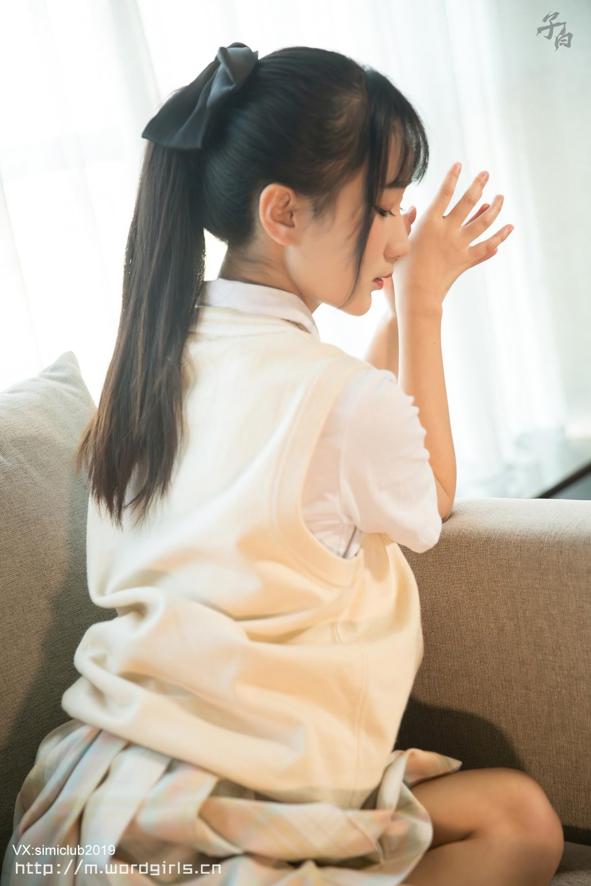 jpxgmn.cc[Toutiao头条女神]No.863_嫩模婴宁清纯少女主题私房性感百褶裙秀白嫩美腿迷人写真32P