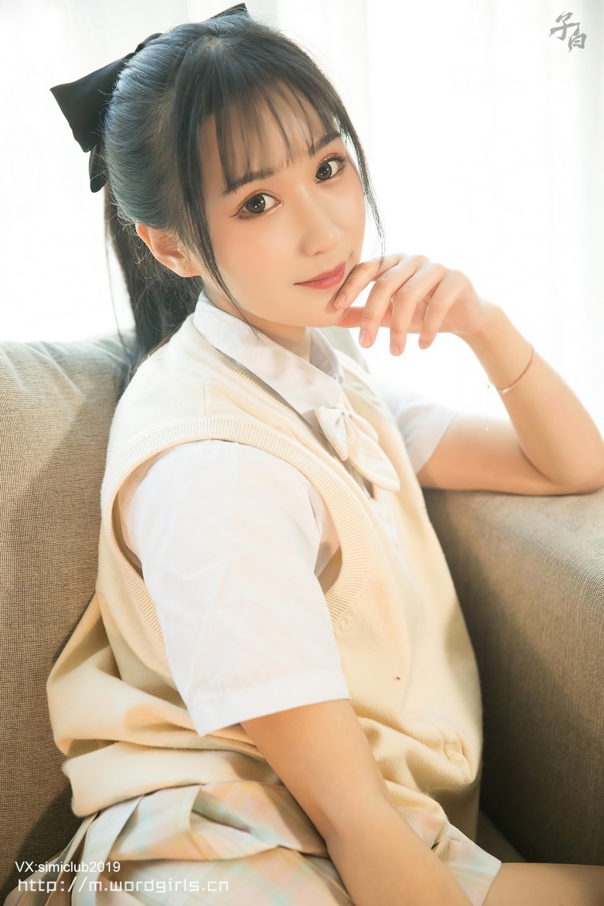jpxgmn.cc[Toutiao头条女神]No.863_嫩模婴宁清纯少女主题私房性感百褶裙秀白嫩美腿迷人写真32P