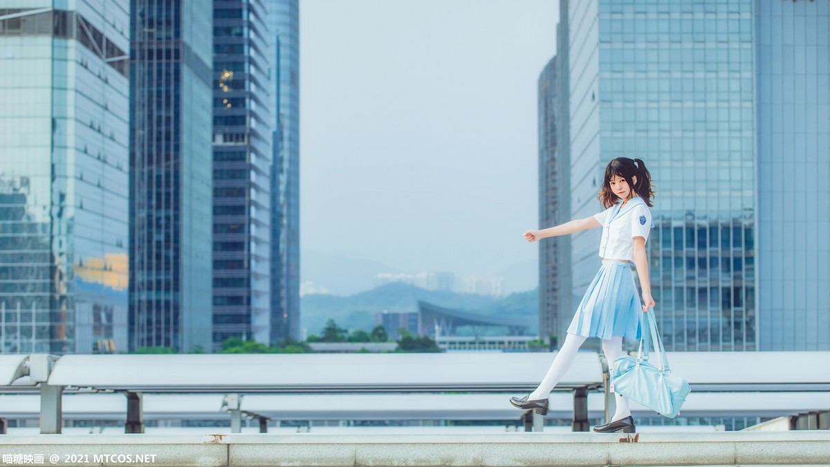 jpxgmn.cc[喵糖映画]Vol.374_双马尾美少女天台上性感女子高中生服饰配白丝袜迷人写真20P