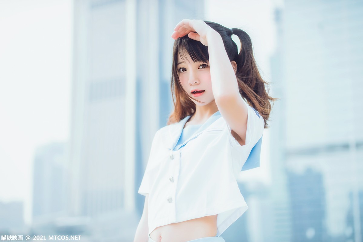 jpxgmn.cc[喵糖映画]Vol.374_双马尾美少女天台上性感女子高中生服饰配白丝袜迷人写真20P