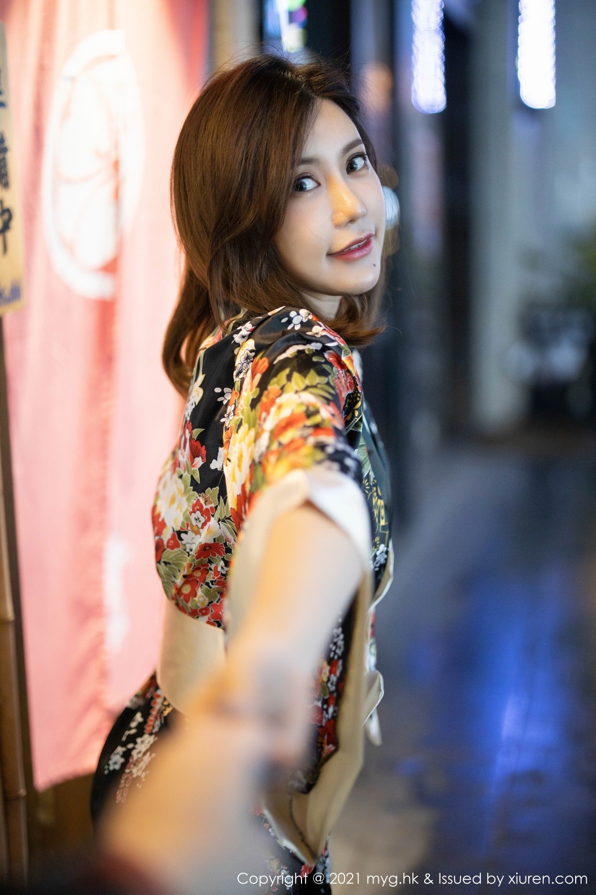 jpxgmn.cc[MyGirl美媛馆]Vol.501_女神绮里嘉Carina约会男友剧情主题黑色情趣内衣惹火诱惑写真73P