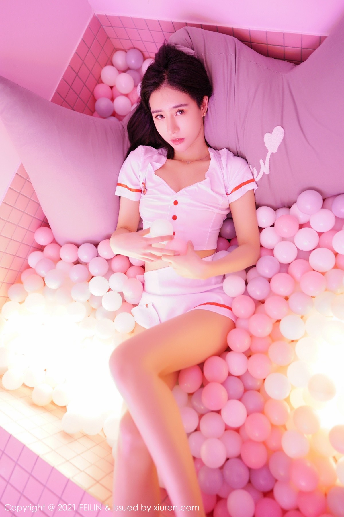 jpxgmn.cc[FeiLin嗲囡囡]VOL.288_嫩模BABY_柒私房粉色波波池内白色护士制服性感迷人写真43P