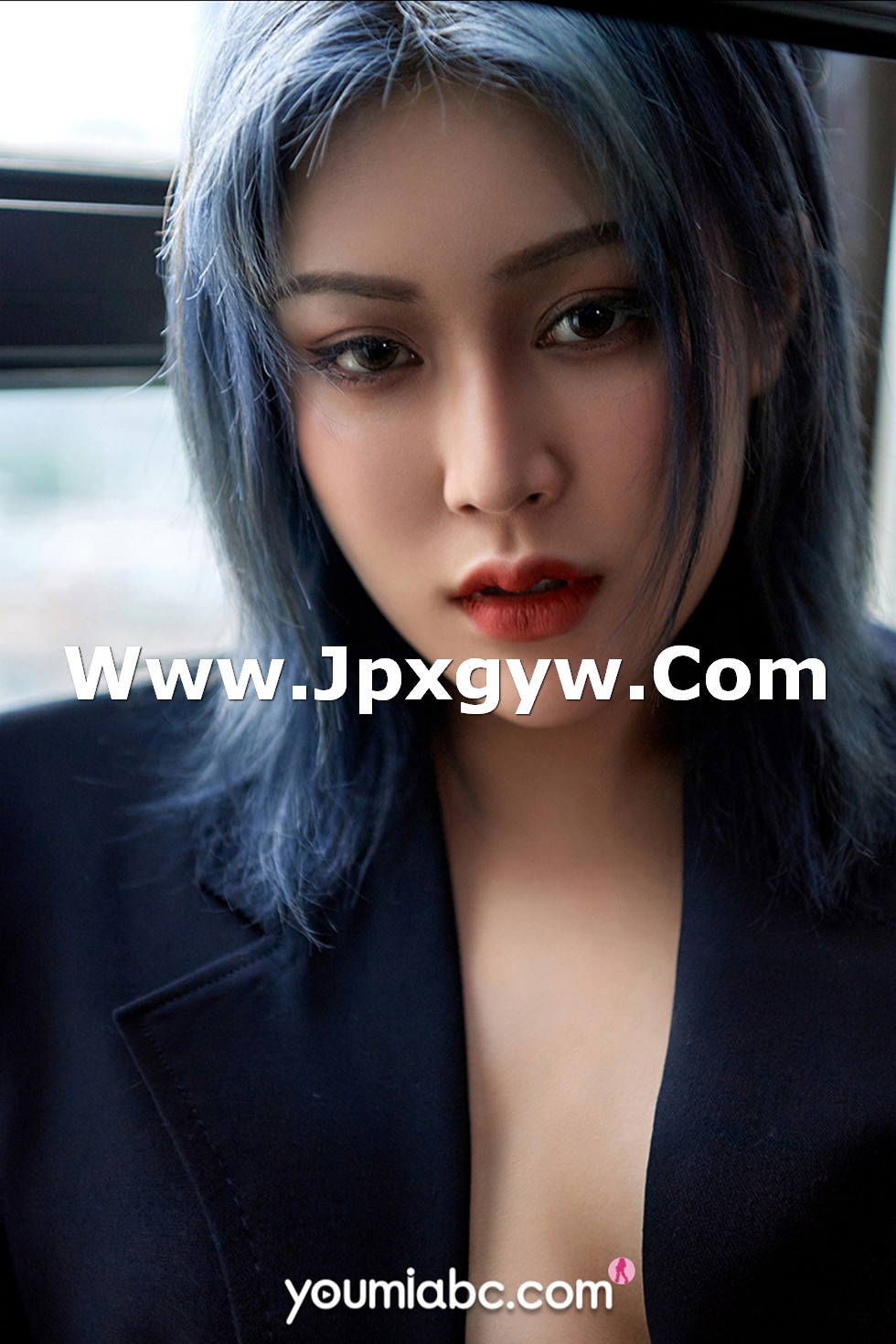 jpxgmn.cc[YouMi尤蜜]Vol.624_嫩模孙Amber私房脱黑色真空外套露豪乳翘臀火辣诱惑写真19P