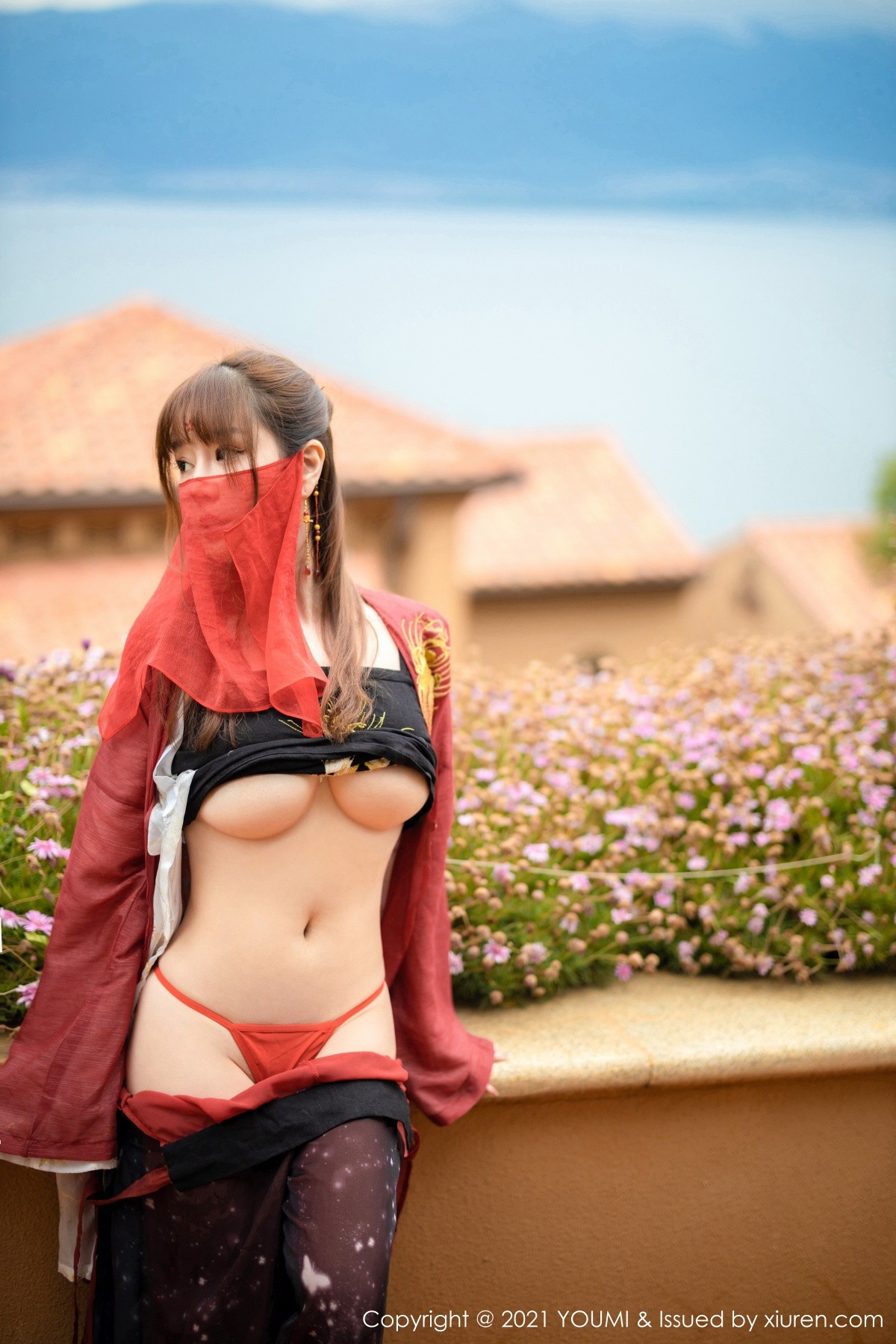 jpxgmn.cc[YouMi尤蜜荟]Vol.621_女神王雨纯大理旅拍异域风情服饰泳池里半脱撩人诱惑写真61P