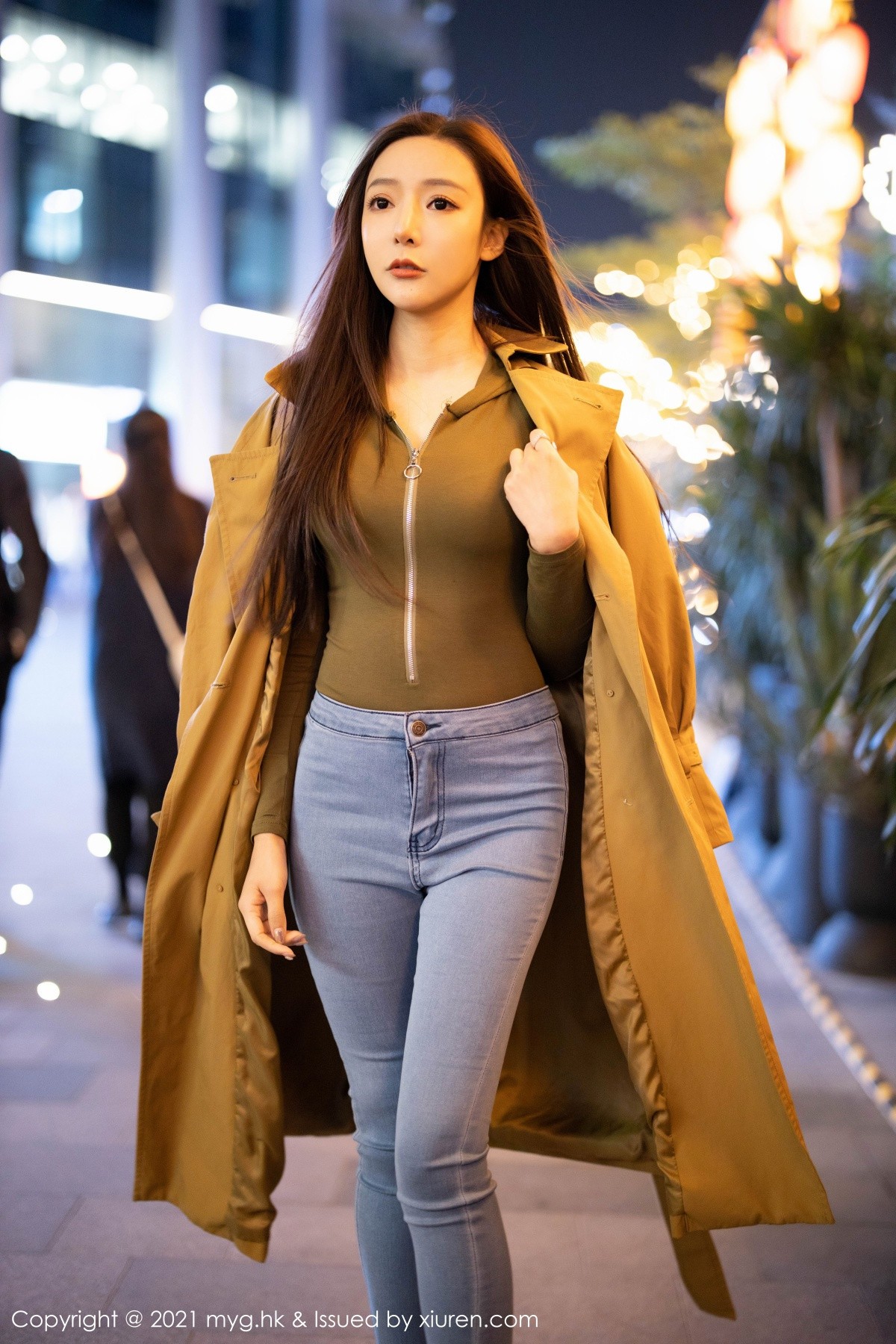 jpxgmn.cc[MyGirl美媛馆]Vol.502_女神王馨瑶yanni私房脱破洞牛仔裤秀浑圆美臀迷人诱惑写真68P