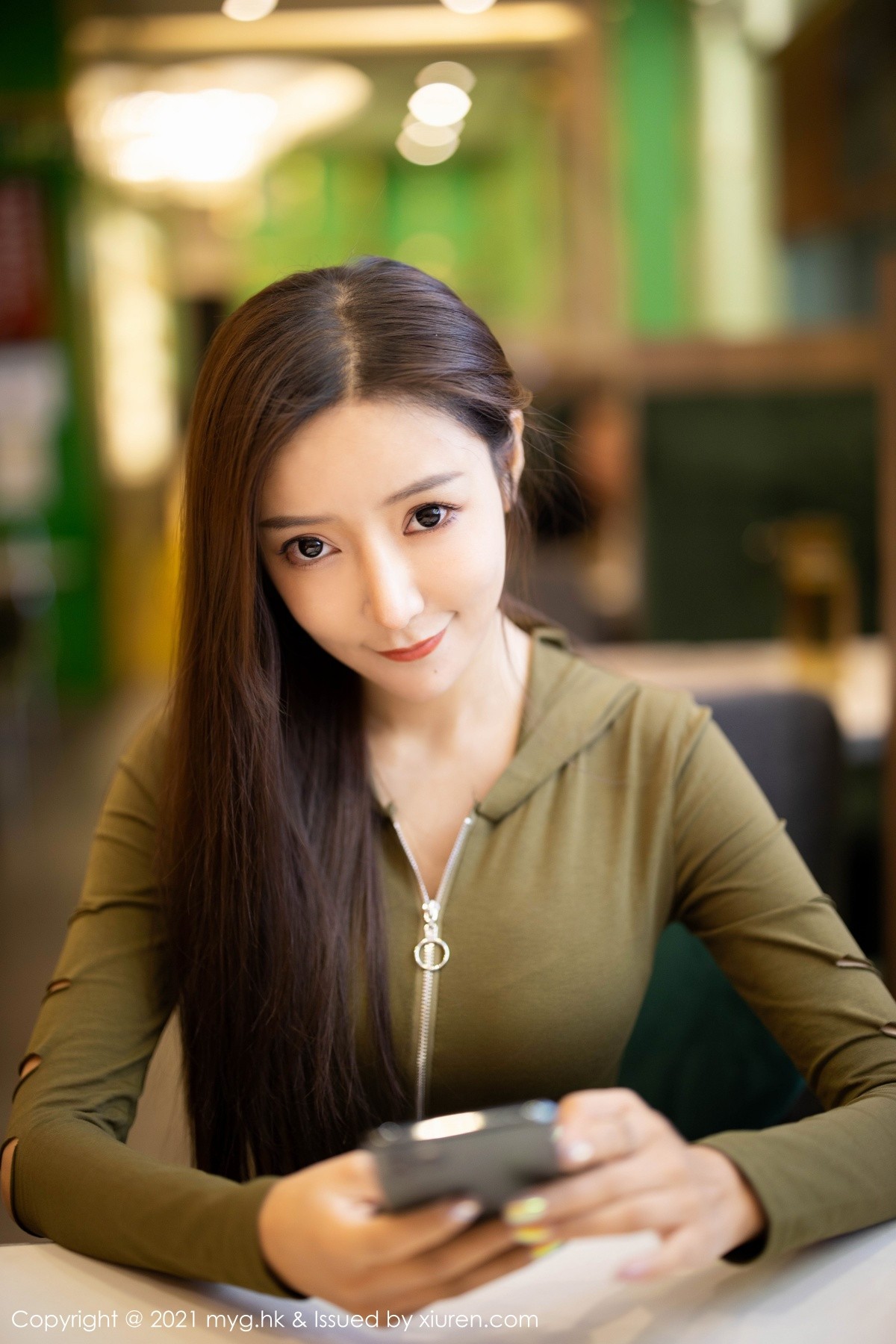 jpxgmn.cc[MyGirl美媛馆]Vol.502_女神王馨瑶yanni私房脱破洞牛仔裤秀浑圆美臀迷人诱惑写真68P