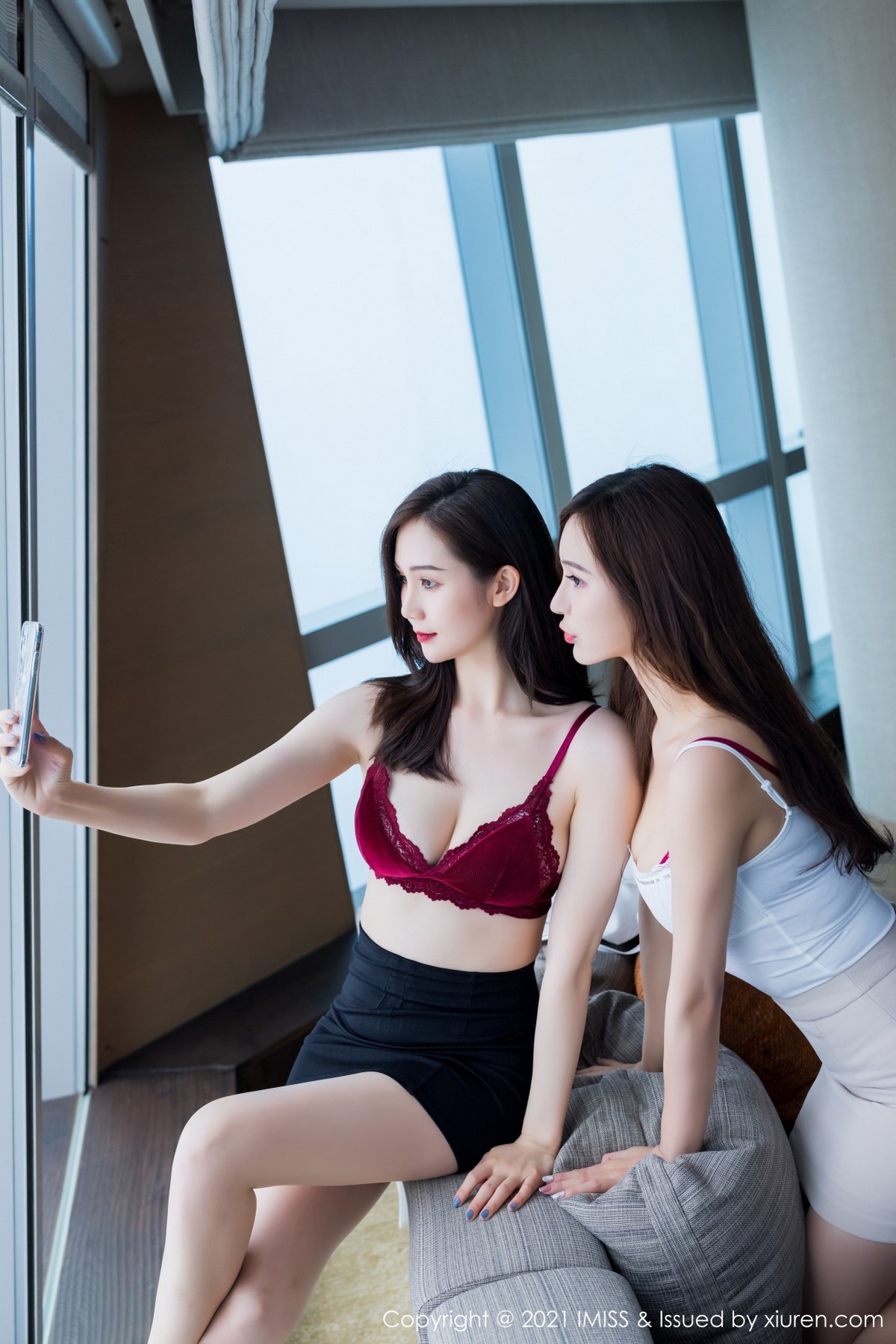 jpxgmn.cc[IMISS爱蜜社]Vol.570_气质模特Lavinia肉肉＆SISY思私房性感姐妹花蕾丝内衣诱惑写真53P