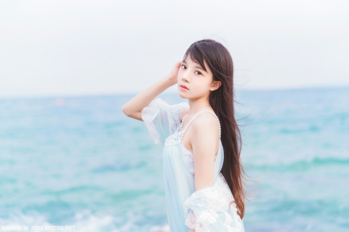 jpxgmn.cc[喵糖映画]Vol.380_长发美少女海边清纯吊带长裙随风飘逸清爽迷人写真20P