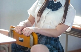 违反校规！学姐妹「白石かのん」在学校跟老师谈恋爱