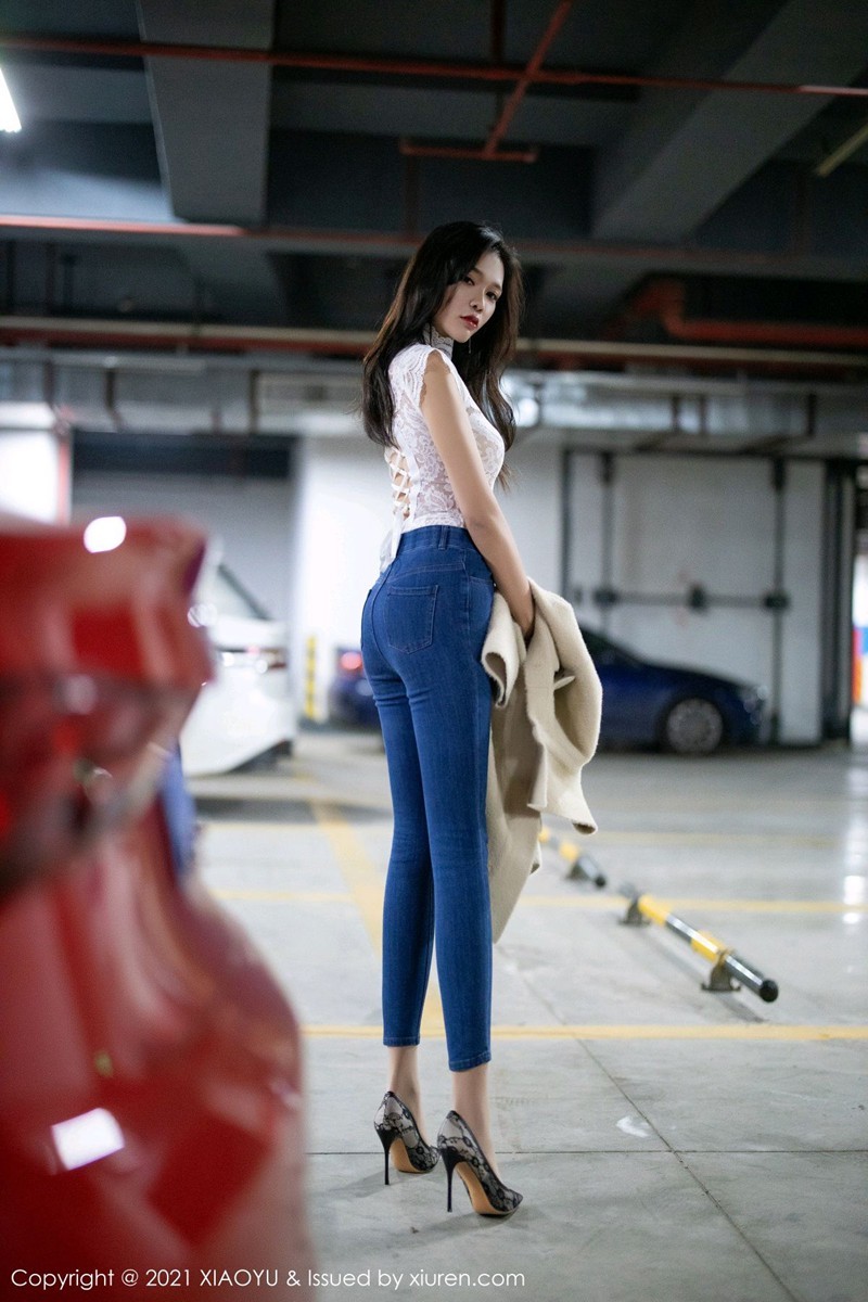 jpxgmn.cc[XiaoYu画语界]Vol.504_嫩模娜比时尚灵动车拍主题白色高叉连体衣秀凹凸身材诱惑写真77P