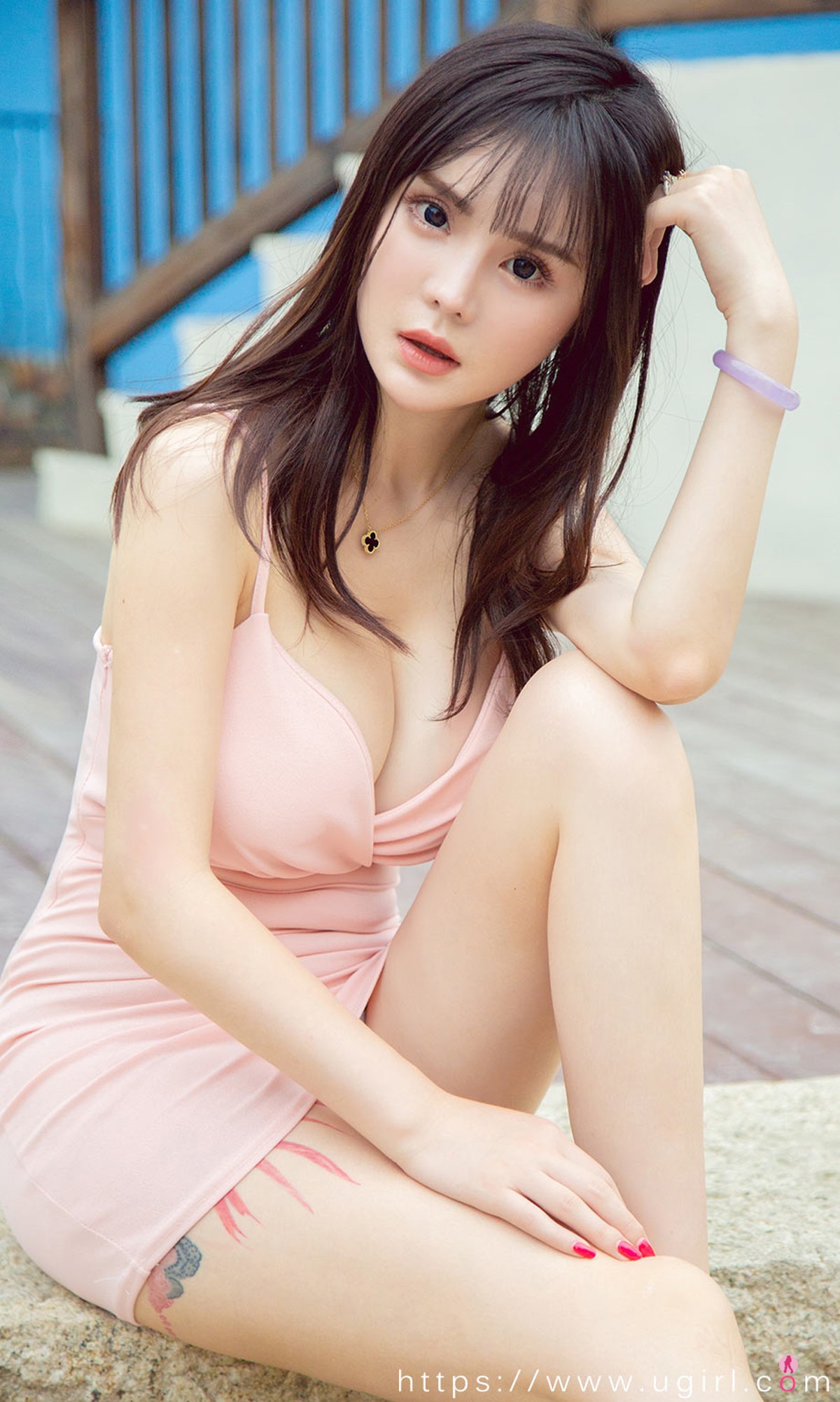jpxgmn.cc[Ugirls爱尤物]No.2063_嫩模Yuki又又私房性感黑色内衣配牛仔短裤秀豪乳翘臀诱惑写真35P