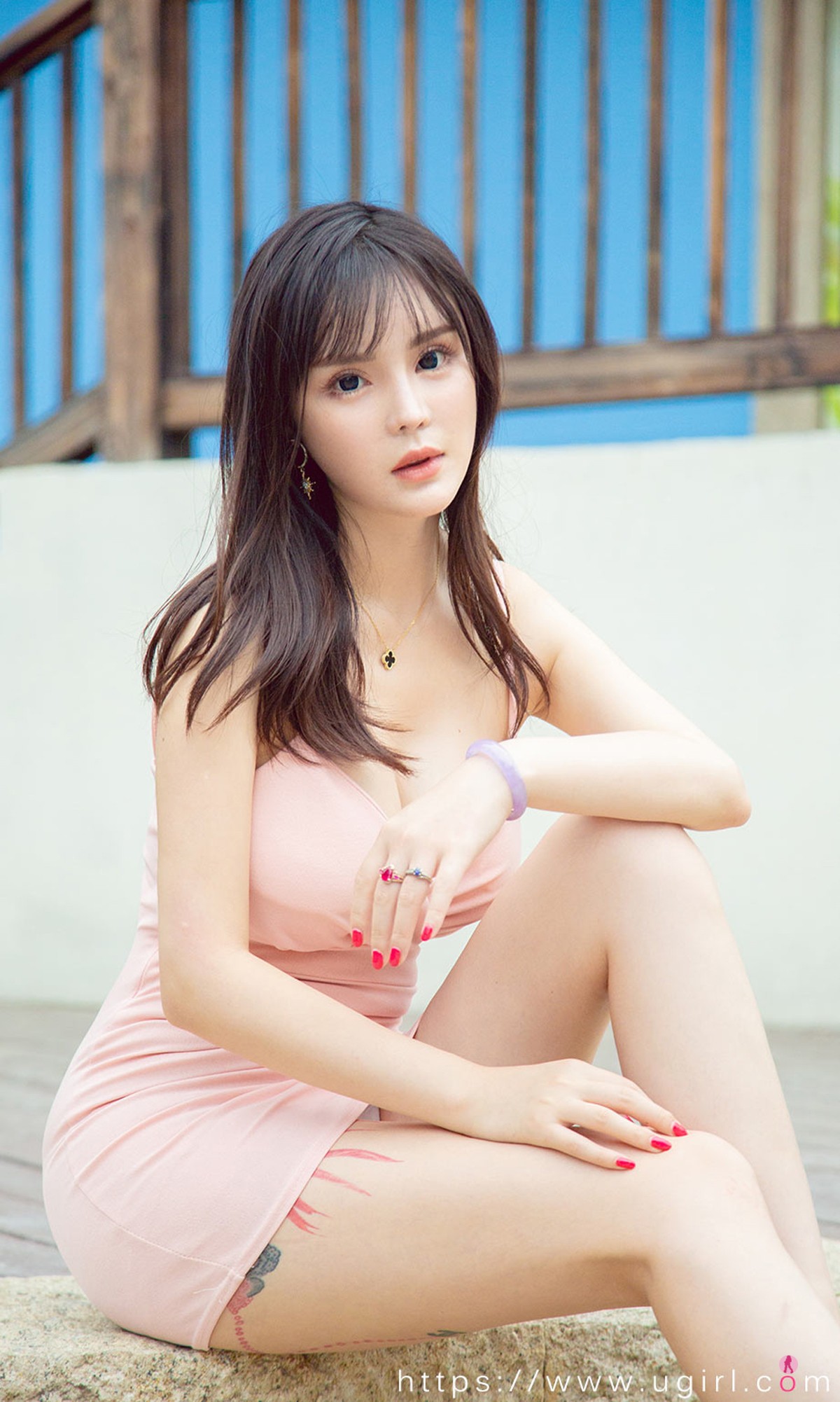 jpxgmn.cc[Ugirls爱尤物]No.2063_嫩模Yuki又又私房性感黑色内衣配牛仔短裤秀豪乳翘臀诱惑写真35P