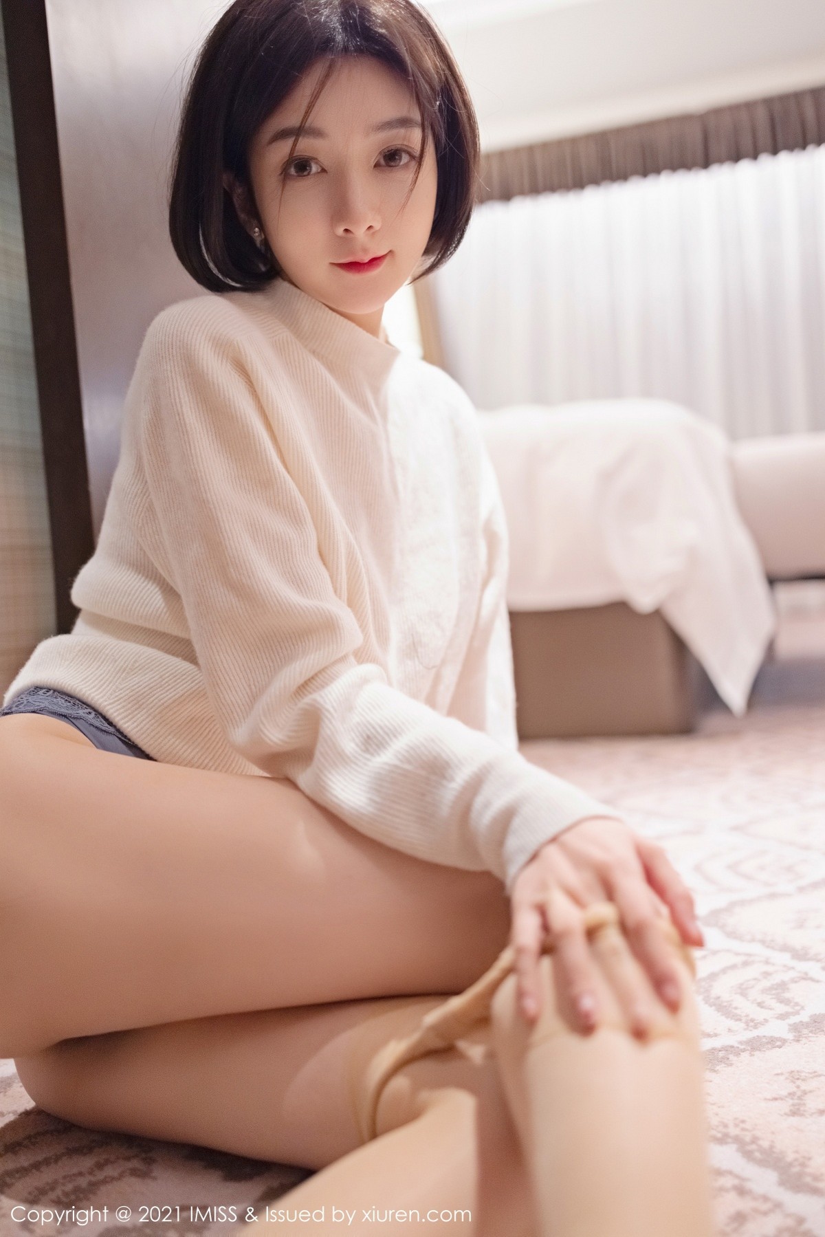 jpxgmn.cc[IMISS爱蜜社]Vol.575_女神Angela00职场制服主题私房浴室粉色睡衣湿身诱惑写真54P