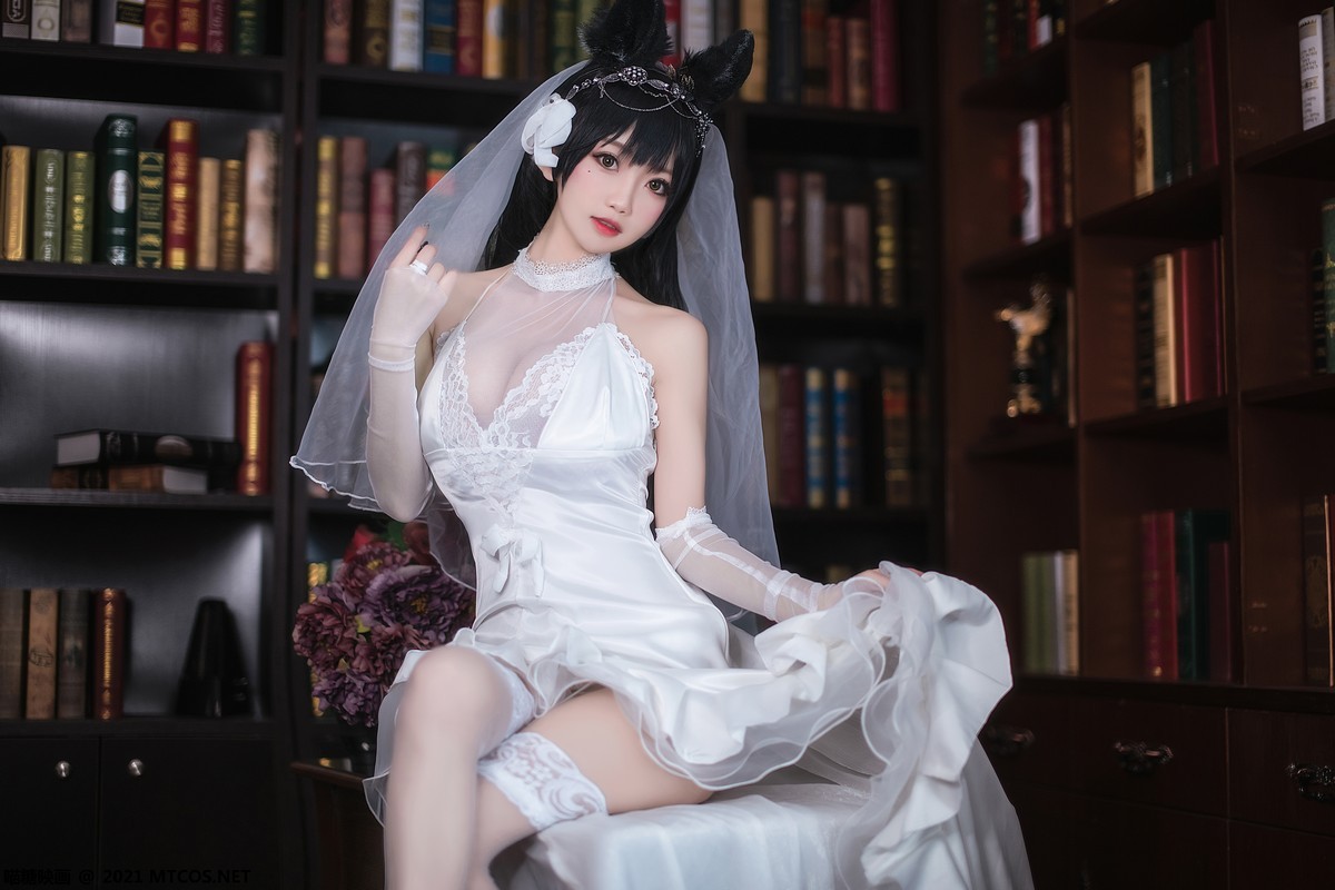 jpxgmn.cc[喵糖映画]Vol.381_美少女花嫁cos主题白色透视婚纱配蕾丝吊袜秀火辣身材诱惑写真23P